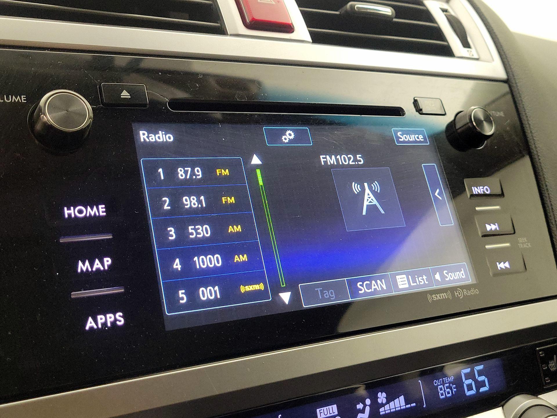 Thumbnail: 2015 Subaru Legacy - 16