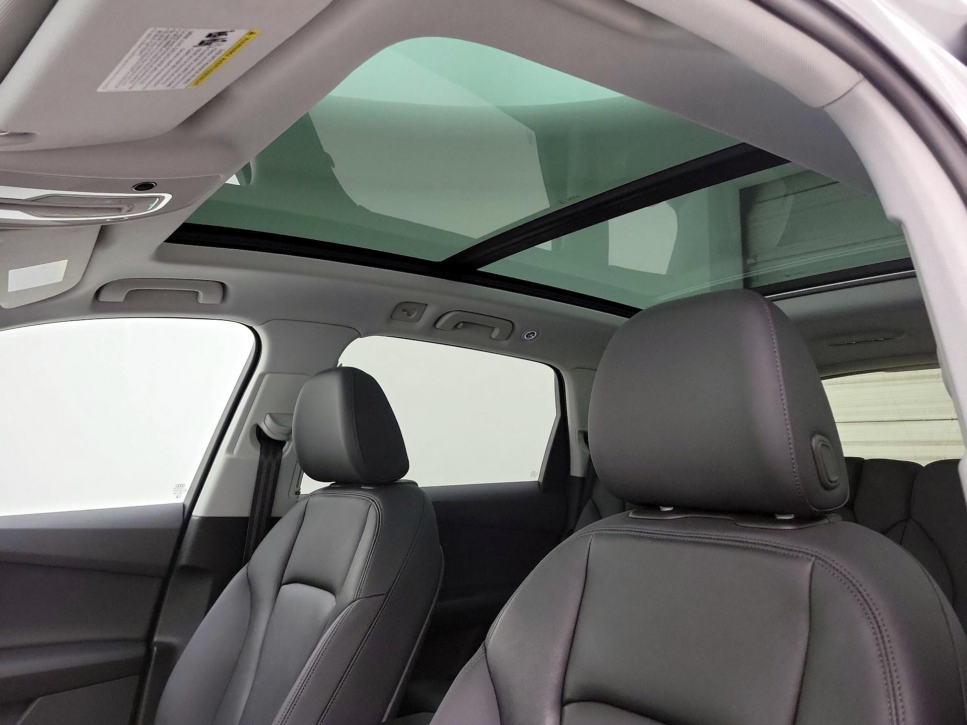 Thumbnail: 2023 Audi Q7 - 20
