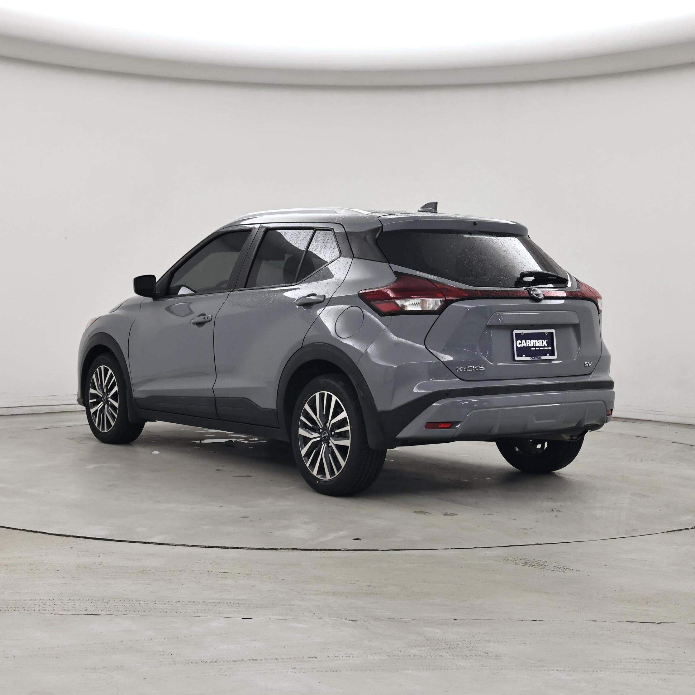 Thumbnail: 2023 Nissan Kicks - 2