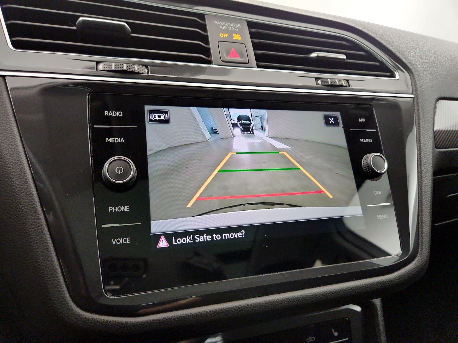 2023 Volkswagen Tiguan SE - Photo 15