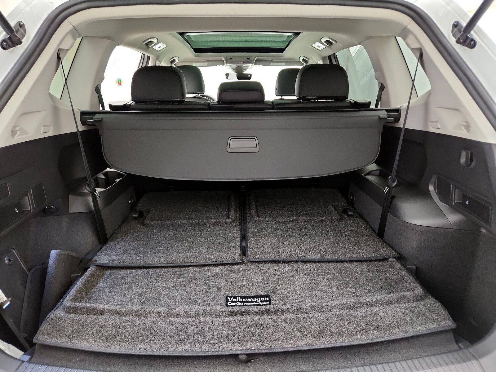 2023 Volkswagen Tiguan SE - Photo 22