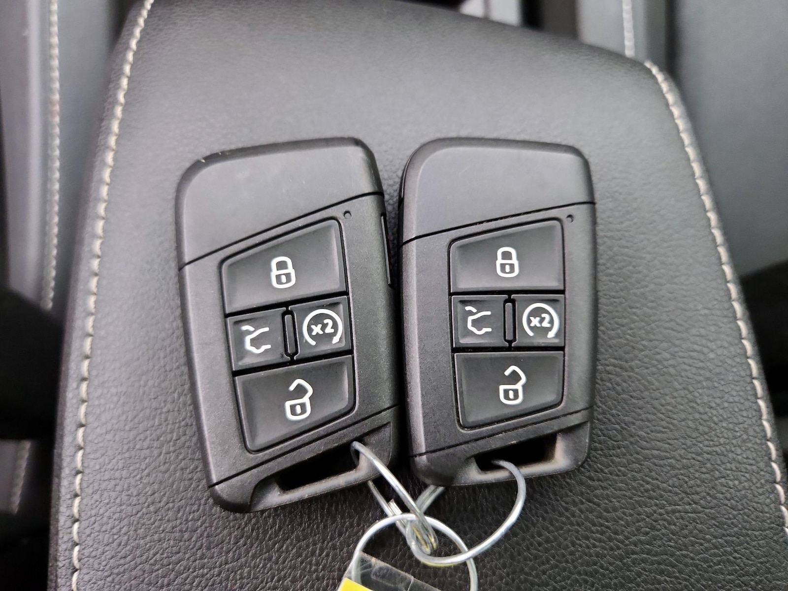 2023 Volkswagen Tiguan SE - Photo 24