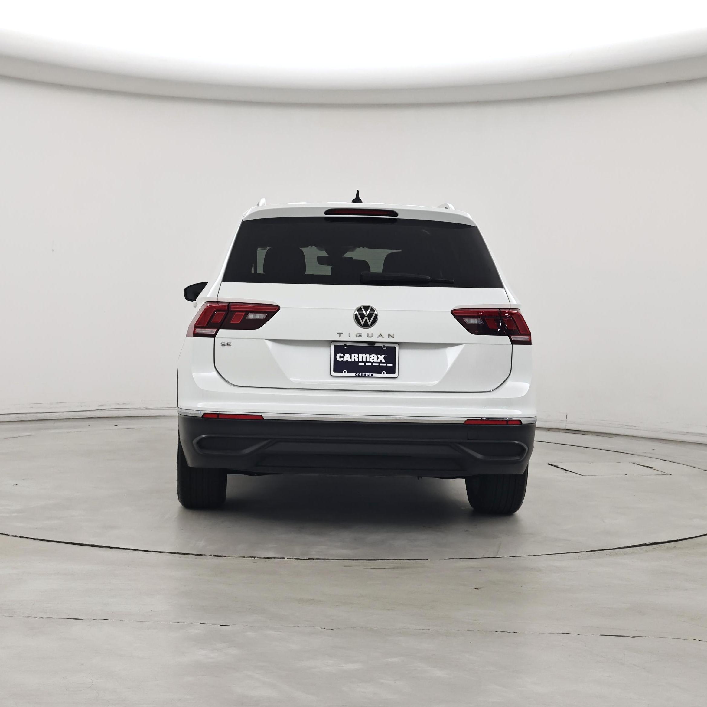 Thumbnail: 2023 Volkswagen Tiguan - 6
