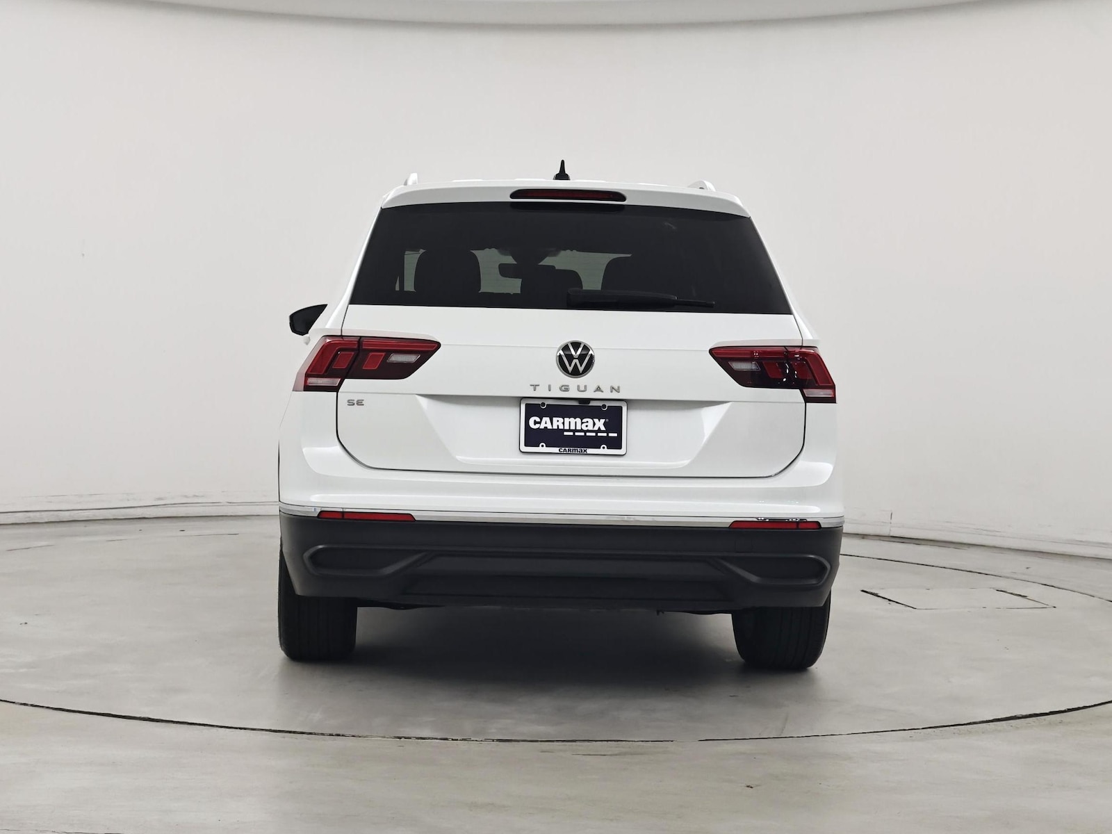 2023 Volkswagen Tiguan SE - Photo 7