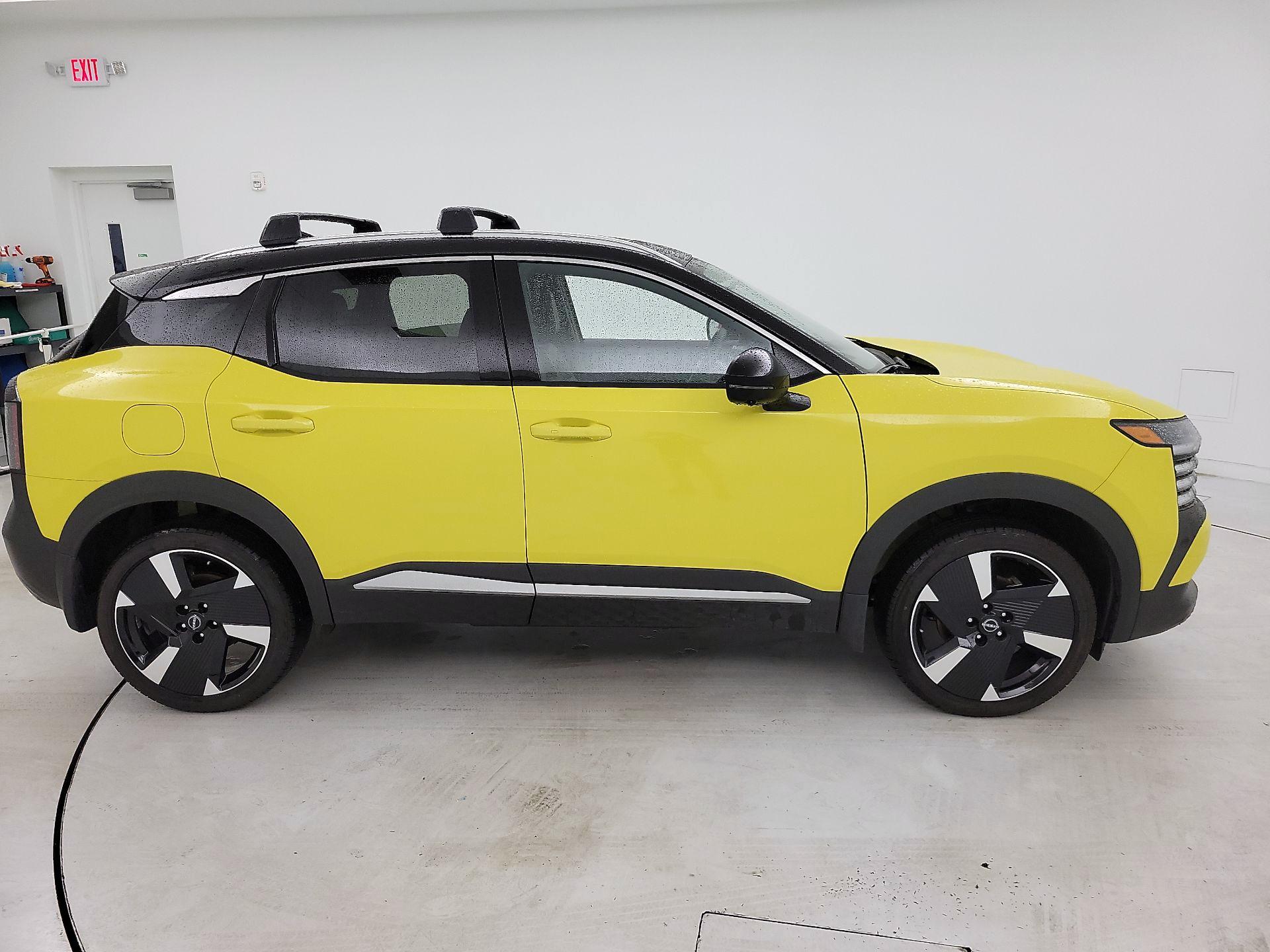 Thumbnail: 2026 Nissan Kicks - 4
