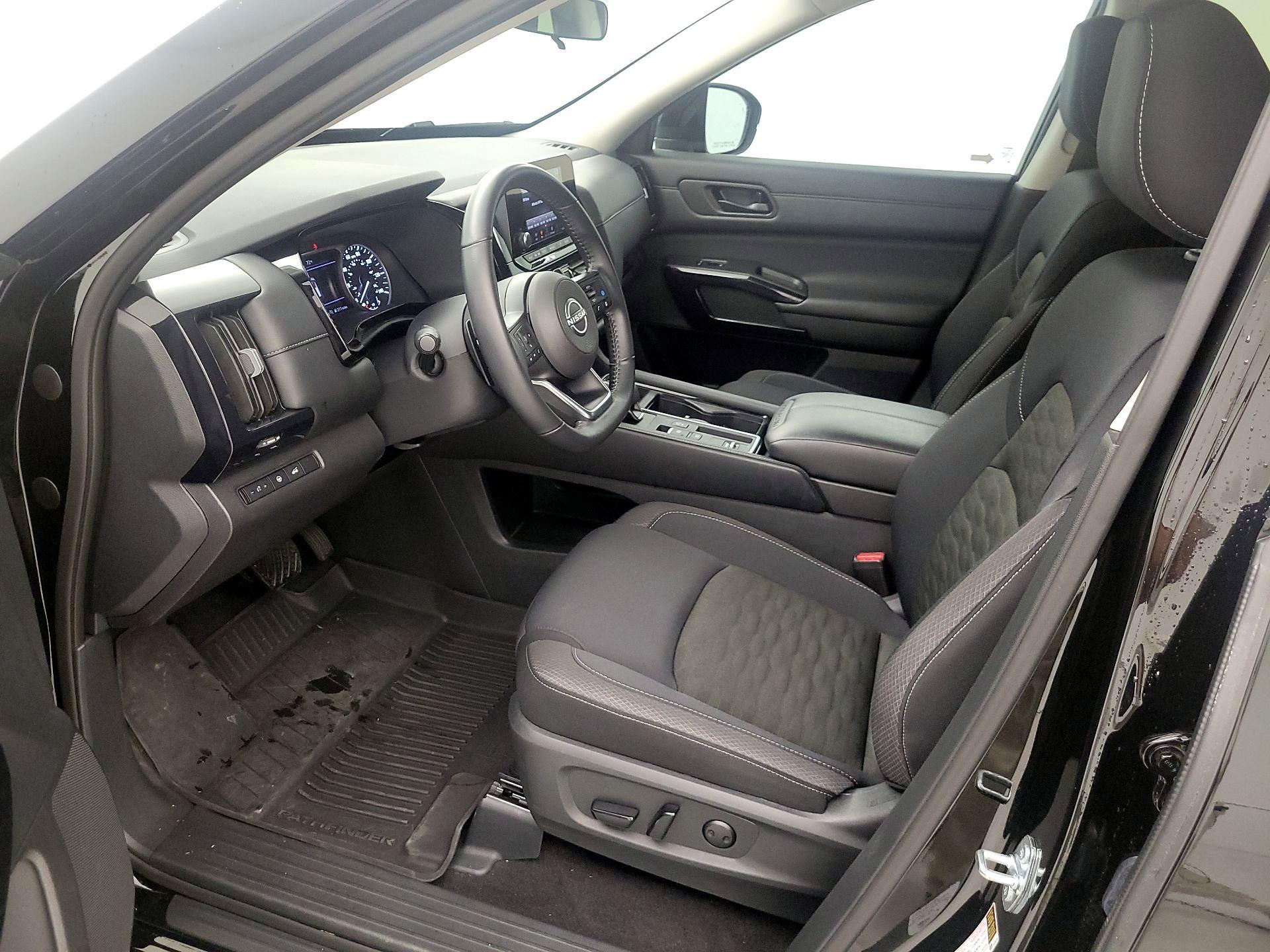 Thumbnail: 2025 Nissan Pathfinder - 9