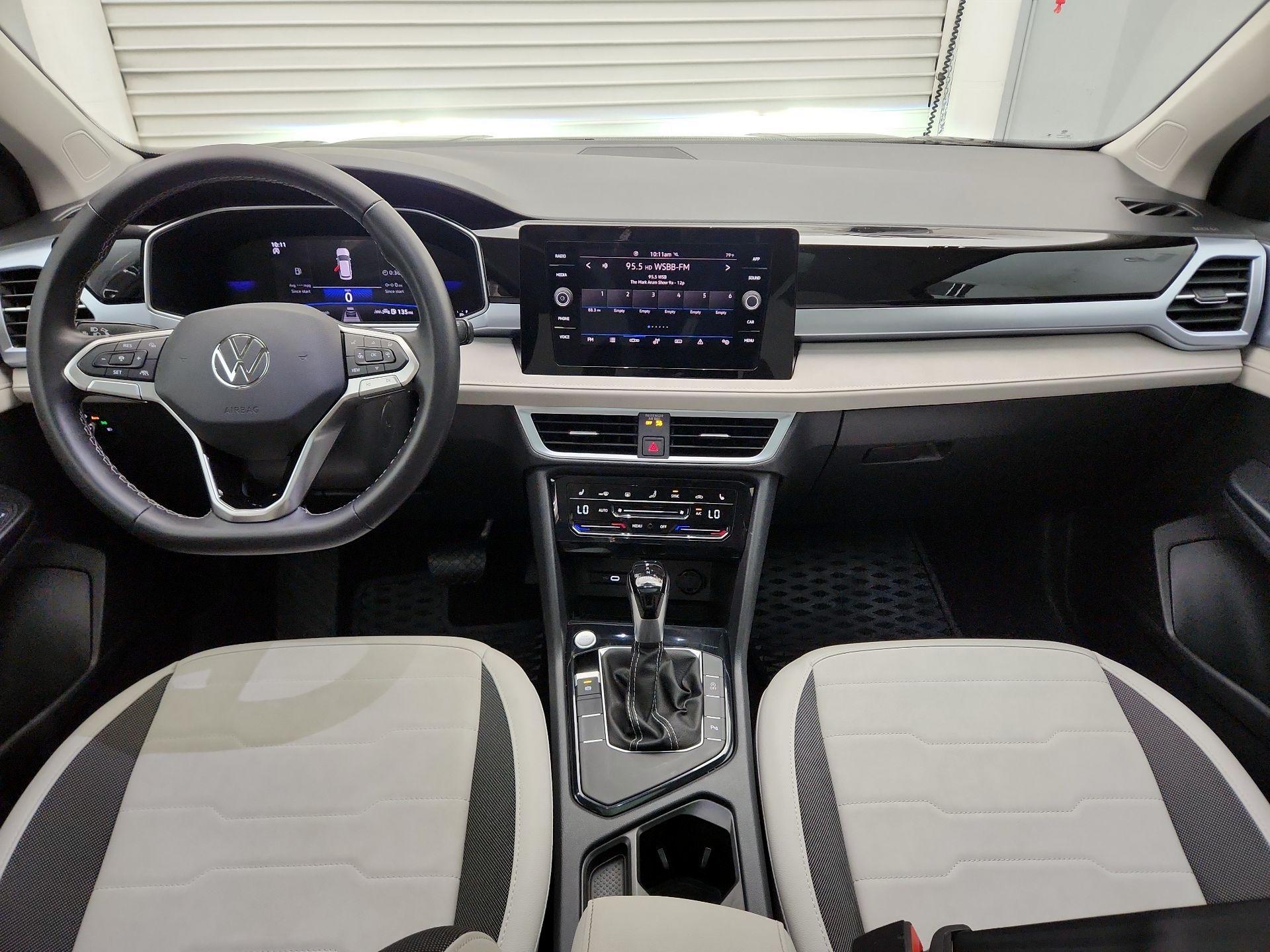 Thumbnail: 2025 Volkswagen Taos - 9