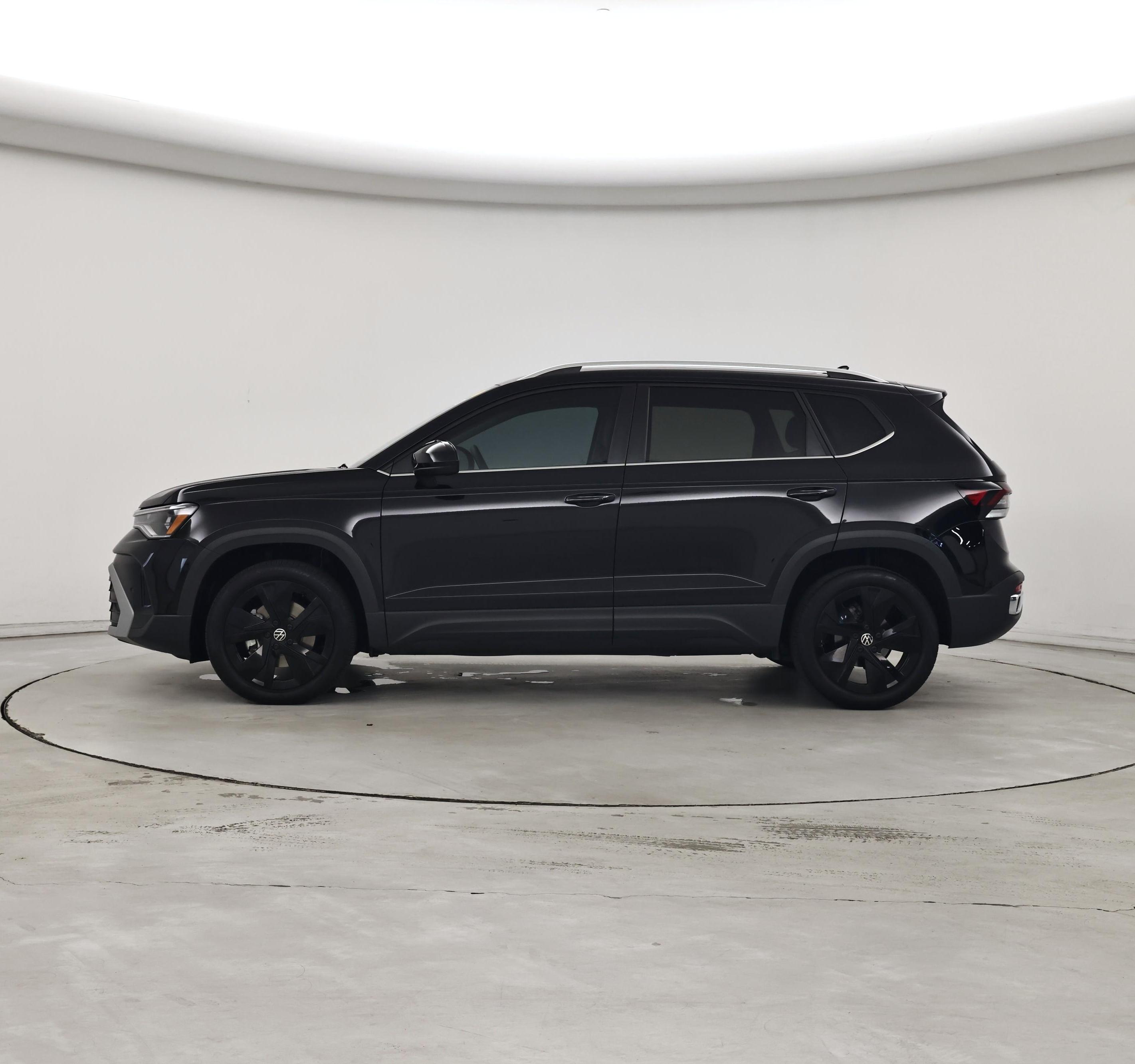 Thumbnail: 2025 Volkswagen Taos - 3
