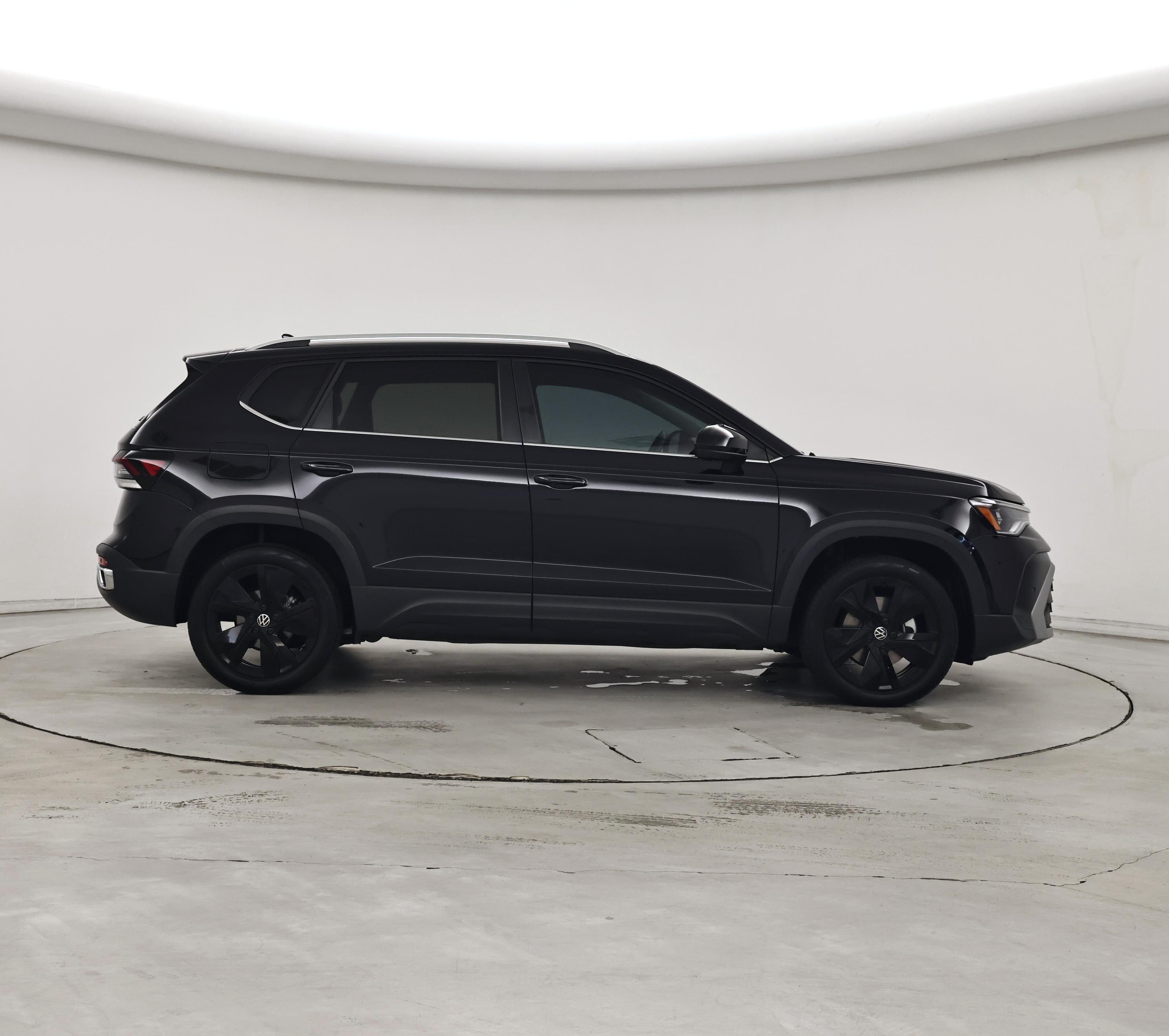 Thumbnail: 2025 Volkswagen Taos - 7