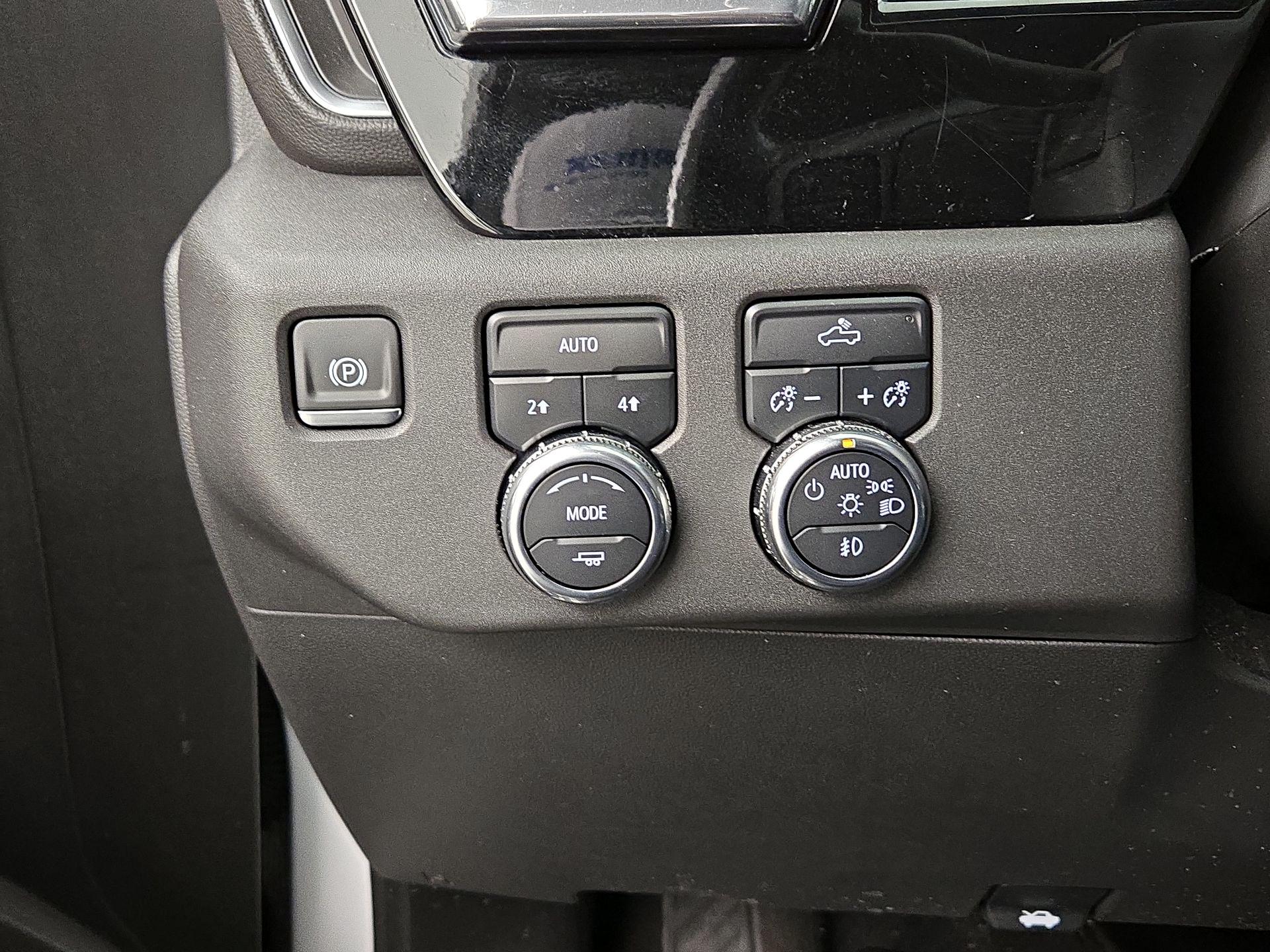 Thumbnail: 2024 GMC Sierra 1500 - 13