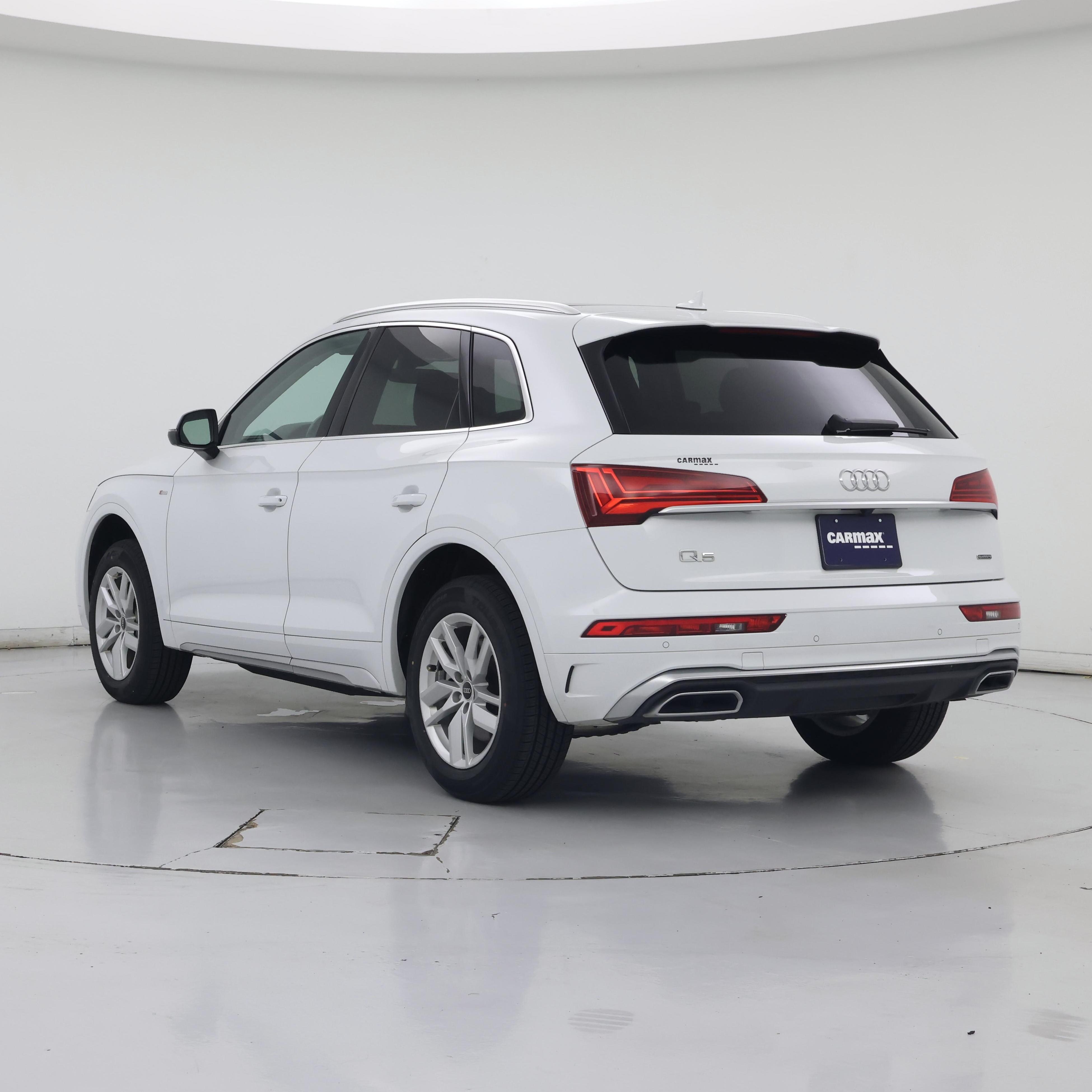 Thumbnail: 2023 Audi Q5 - 2