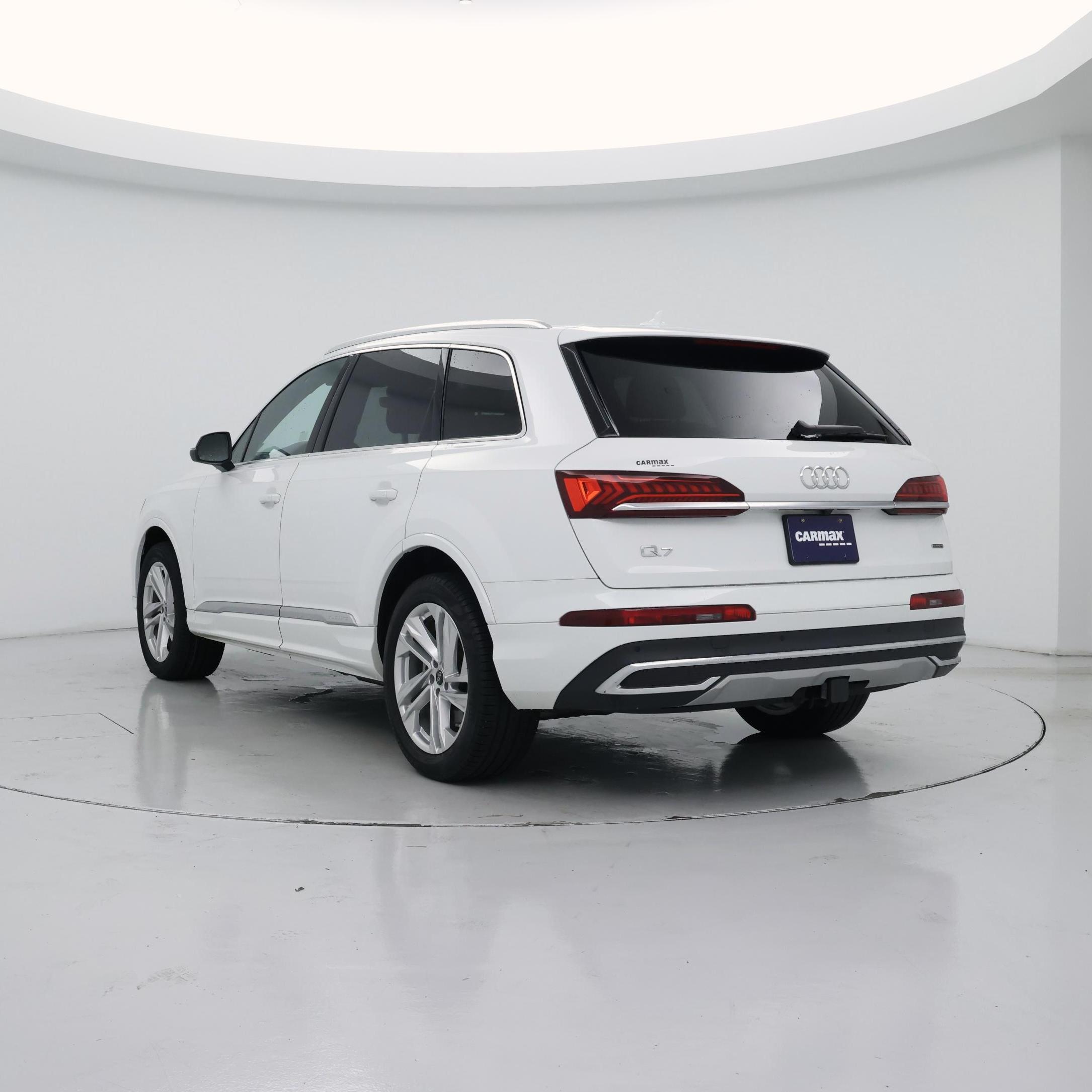 Thumbnail: 2023 Audi Q7 - 2