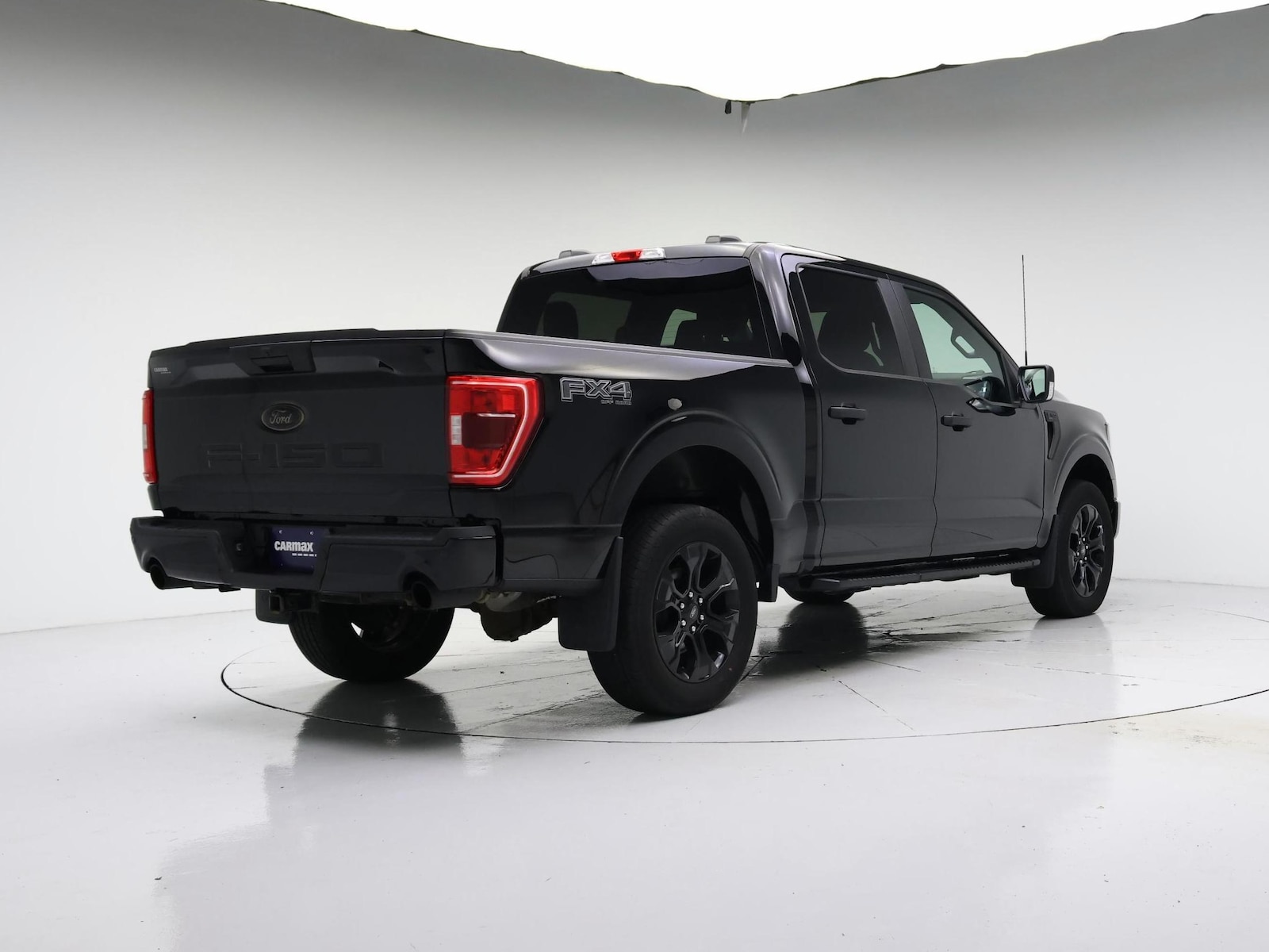 2023 Ford F-150 XL - Photo 9