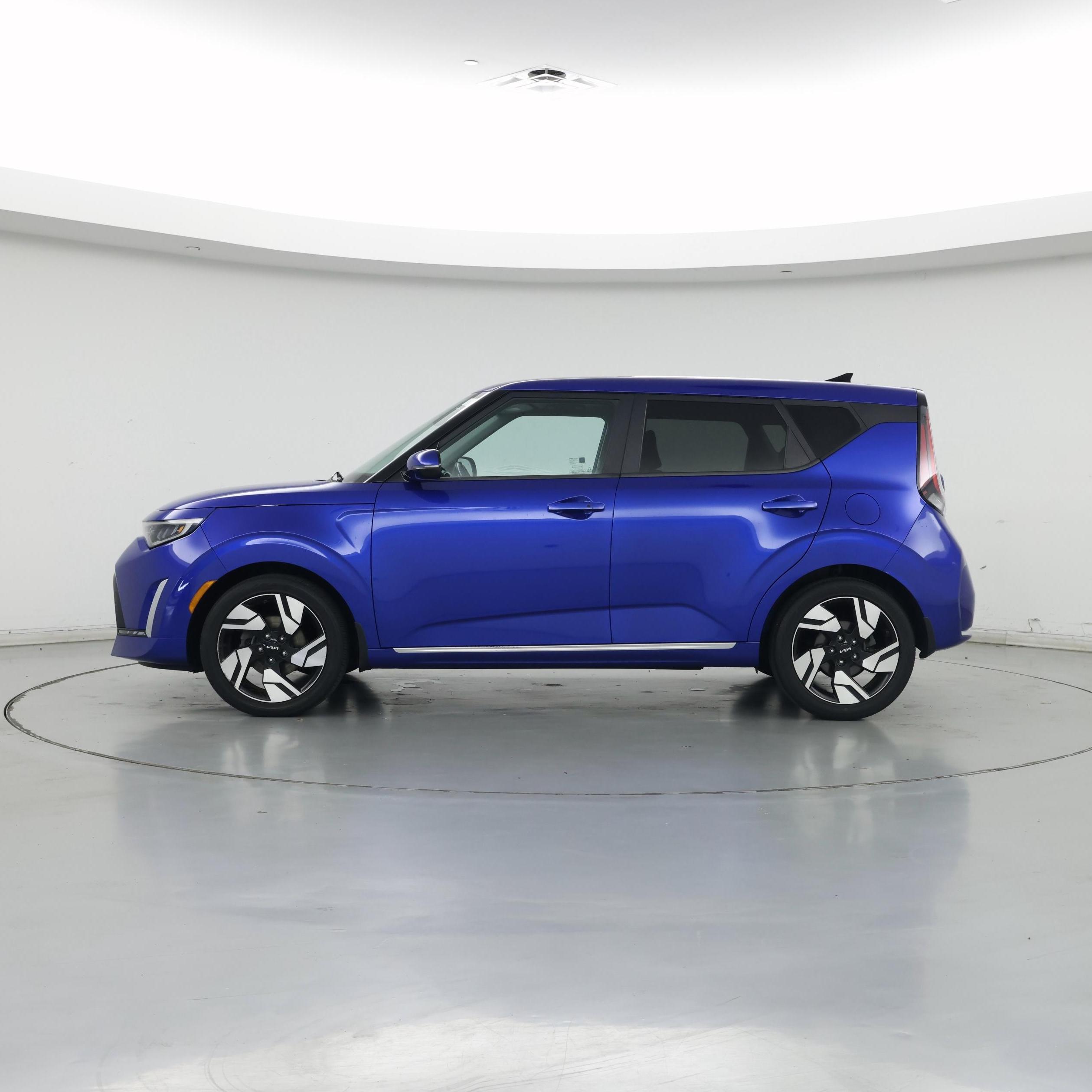Thumbnail: 2023 Kia Soul - 3