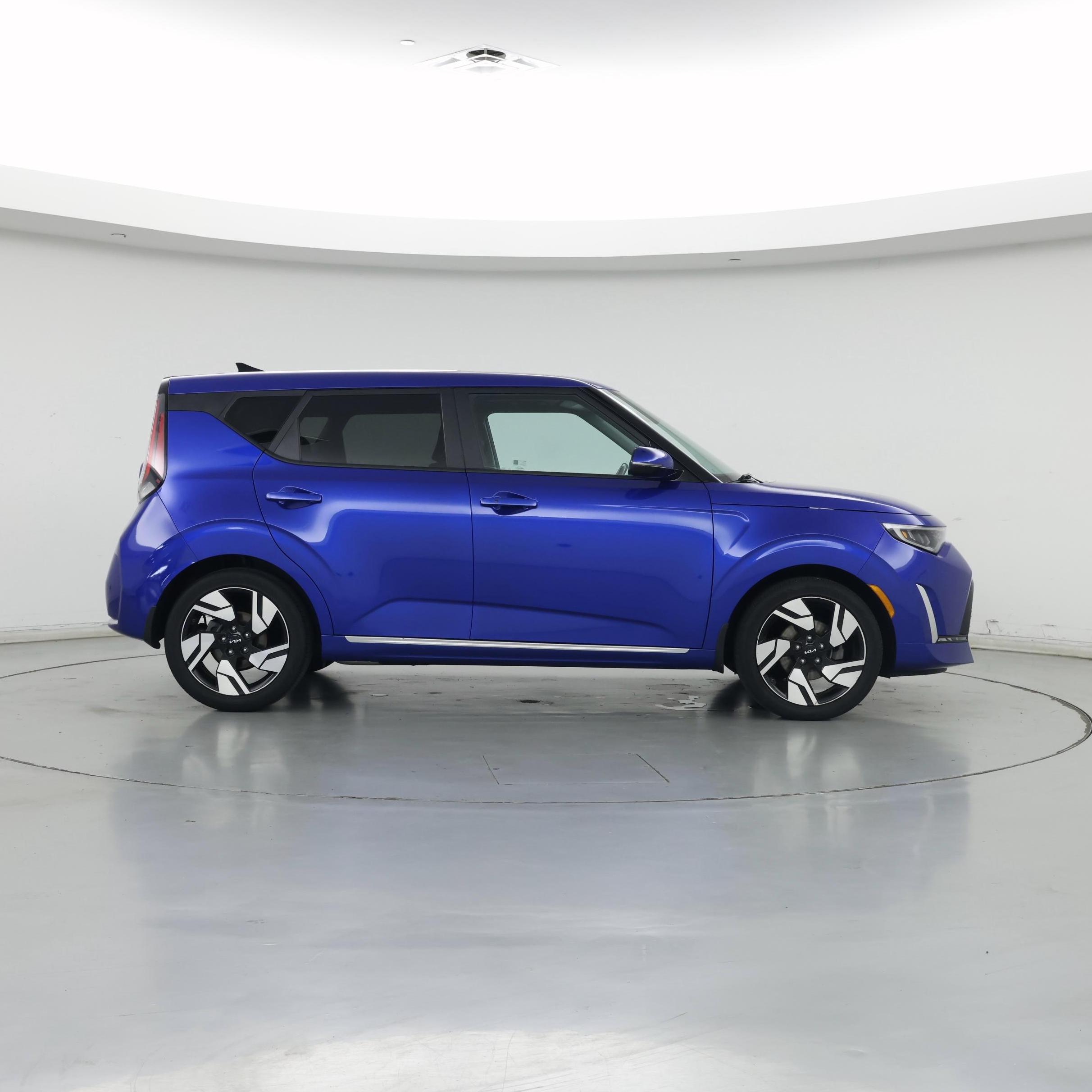 Thumbnail: 2023 Kia Soul - 7