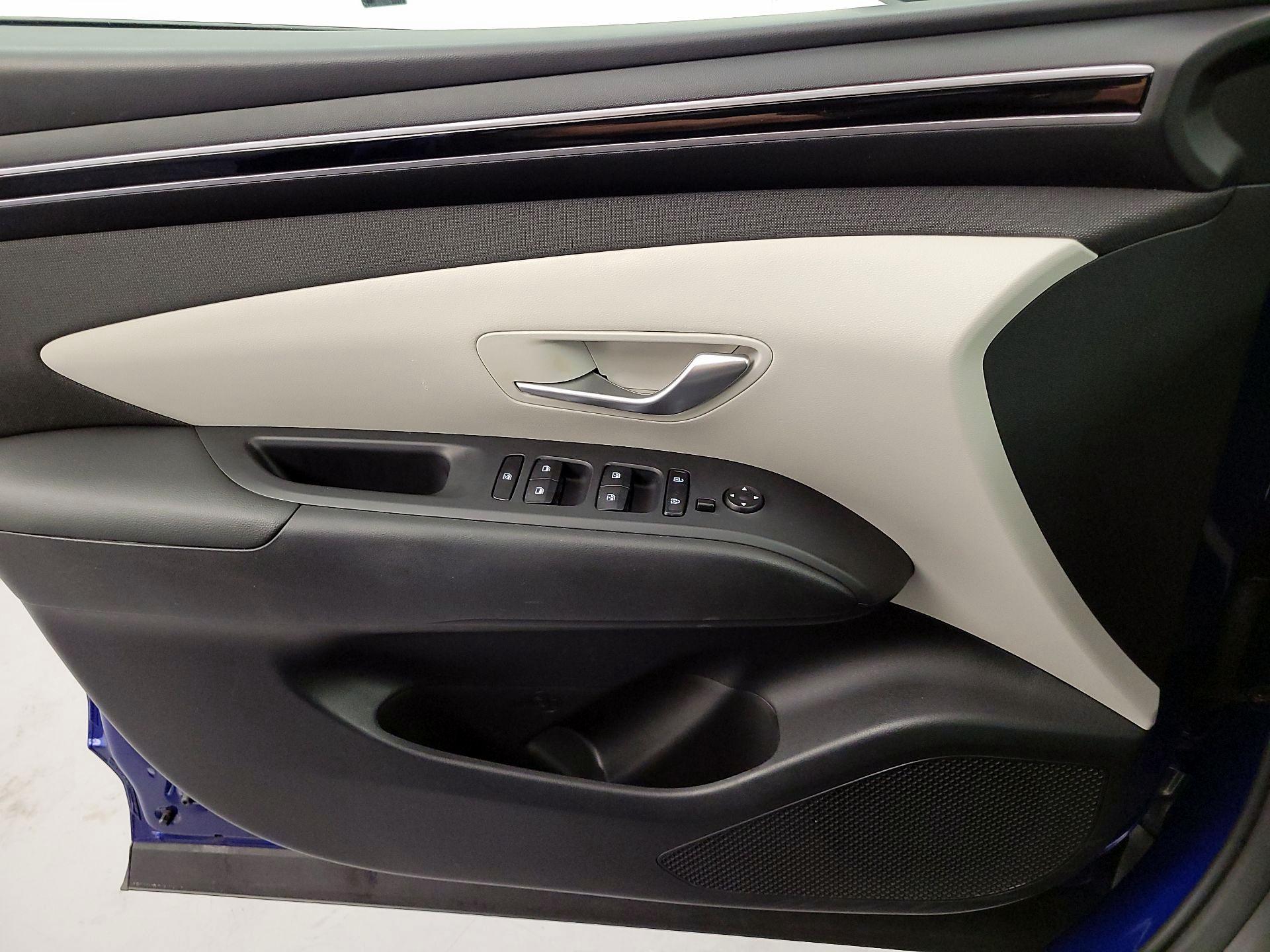 Thumbnail: 2023 Hyundai Tucson - 12
