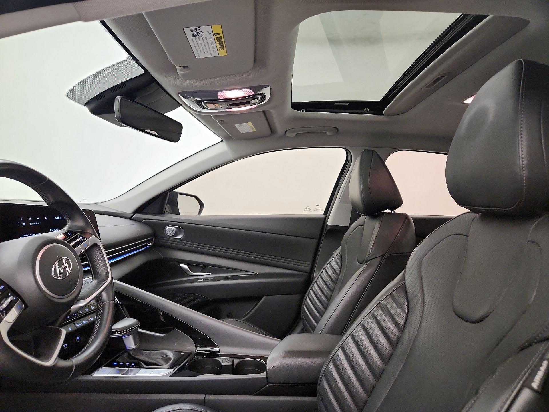 Thumbnail: 2023 Hyundai Elantra - 20