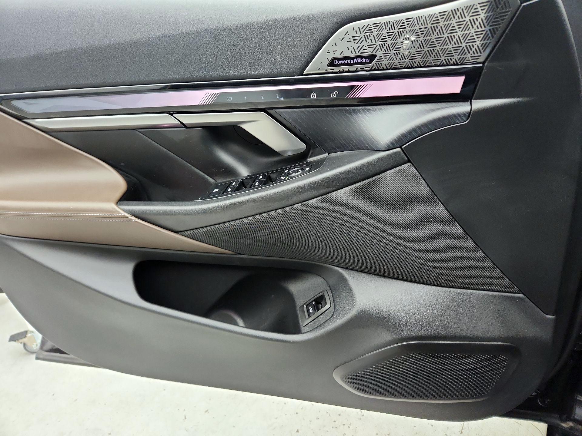 Thumbnail: 2024 BMW i5 - 12