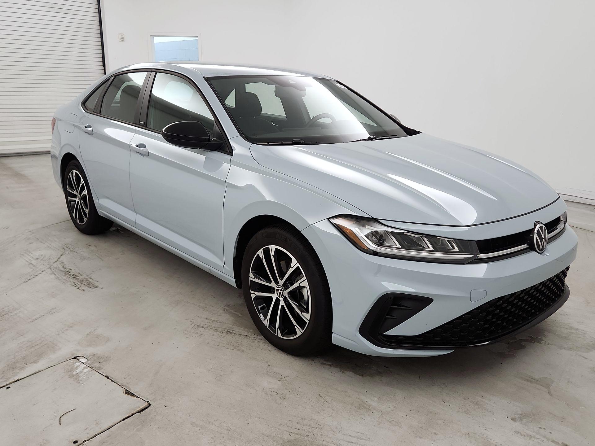 Thumbnail: 2025 Volkswagen Jetta - 1