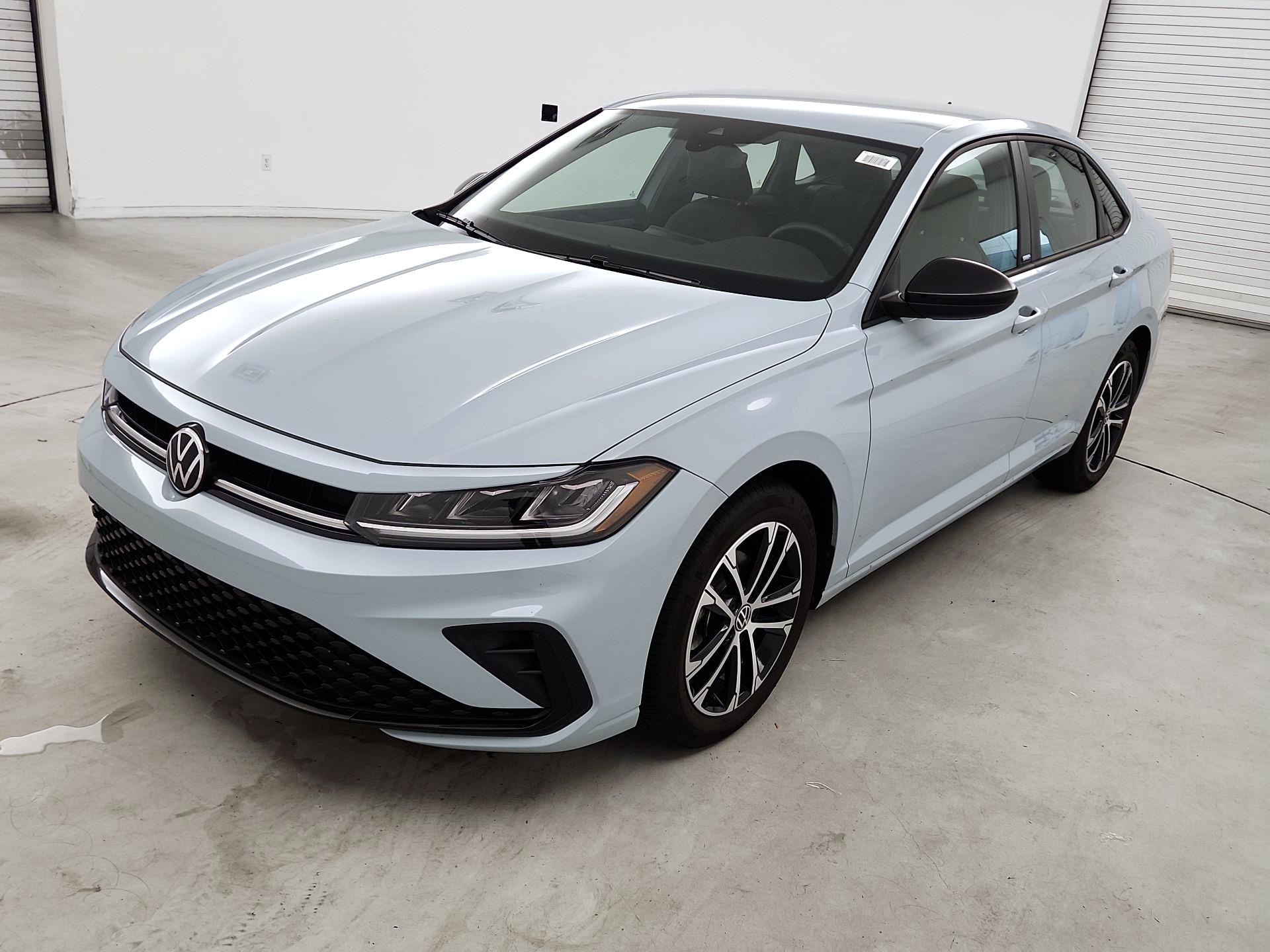 Thumbnail: 2025 Volkswagen Jetta - 3