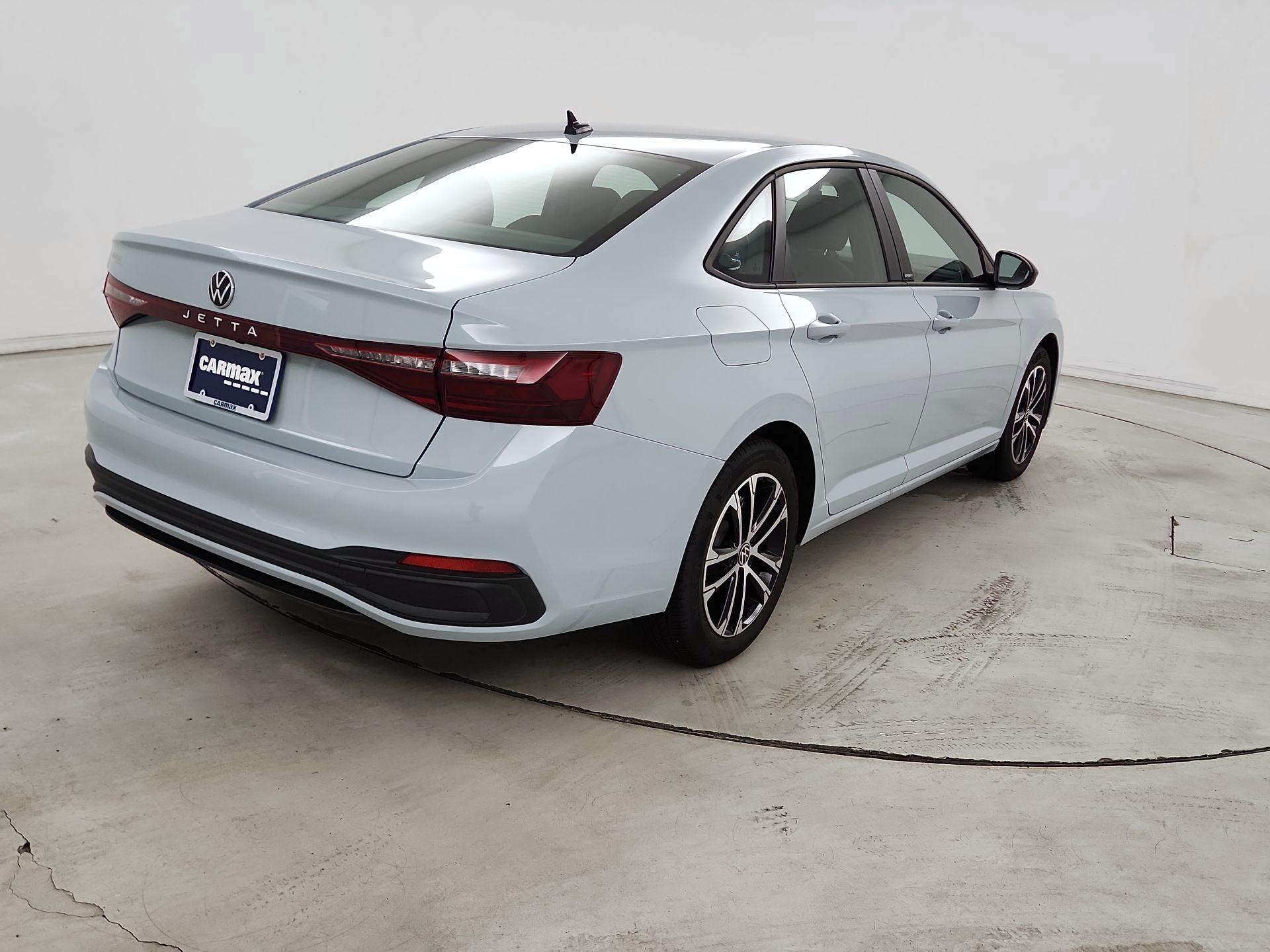 Thumbnail: 2025 Volkswagen Jetta - 5