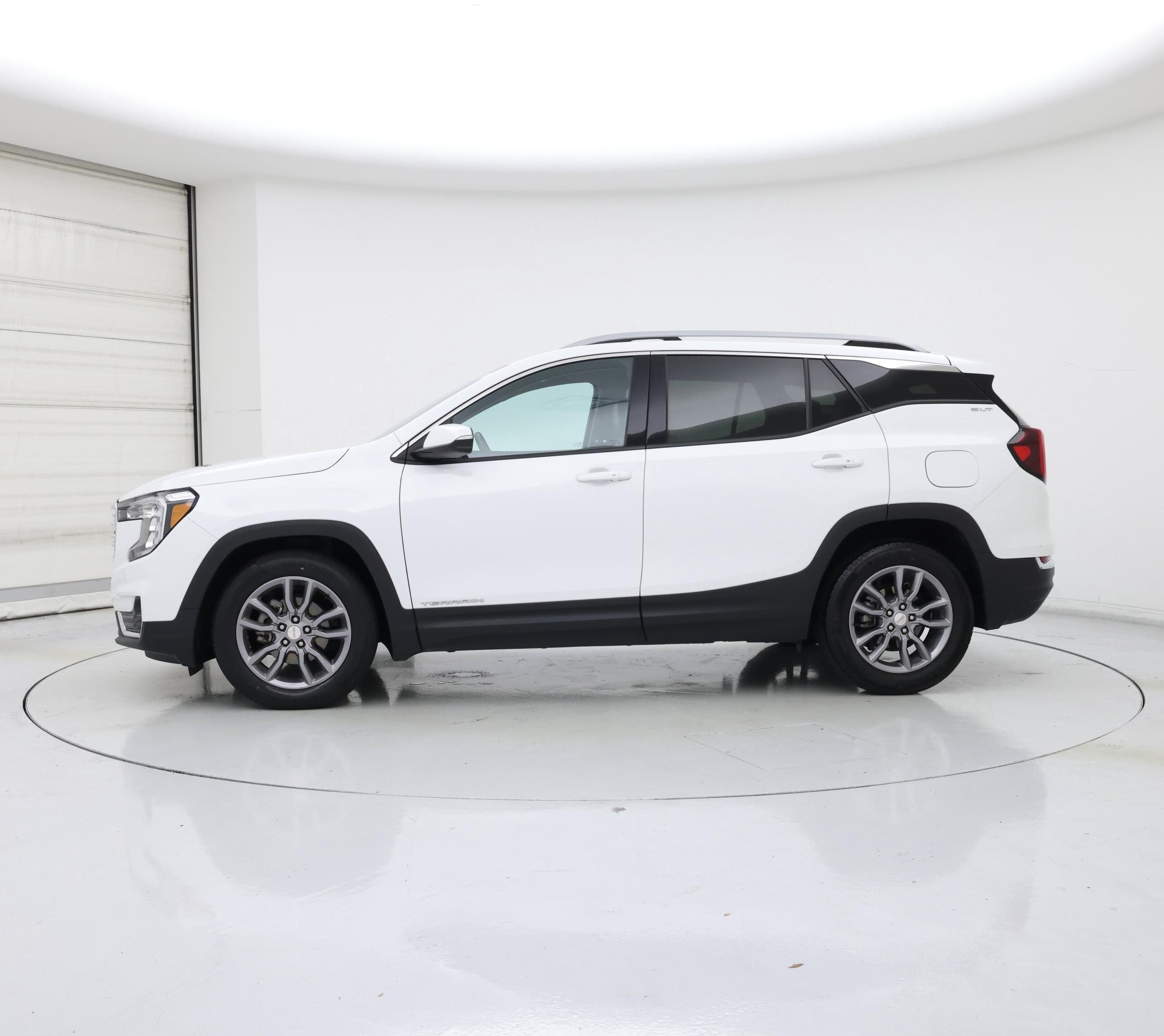 Thumbnail: 2024 GMC Terrain - 3