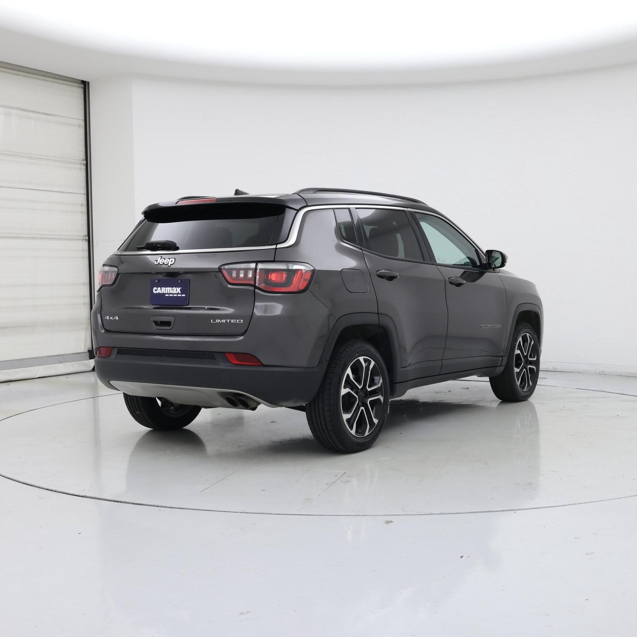 Thumbnail: 2022 Jeep Compass - 8
