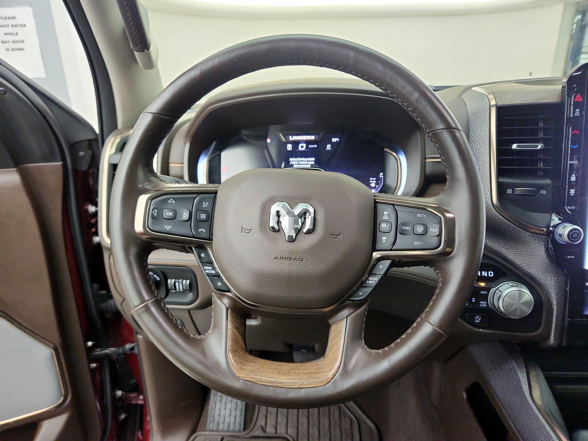 Thumbnail: 2025 RAM 1500 - 10