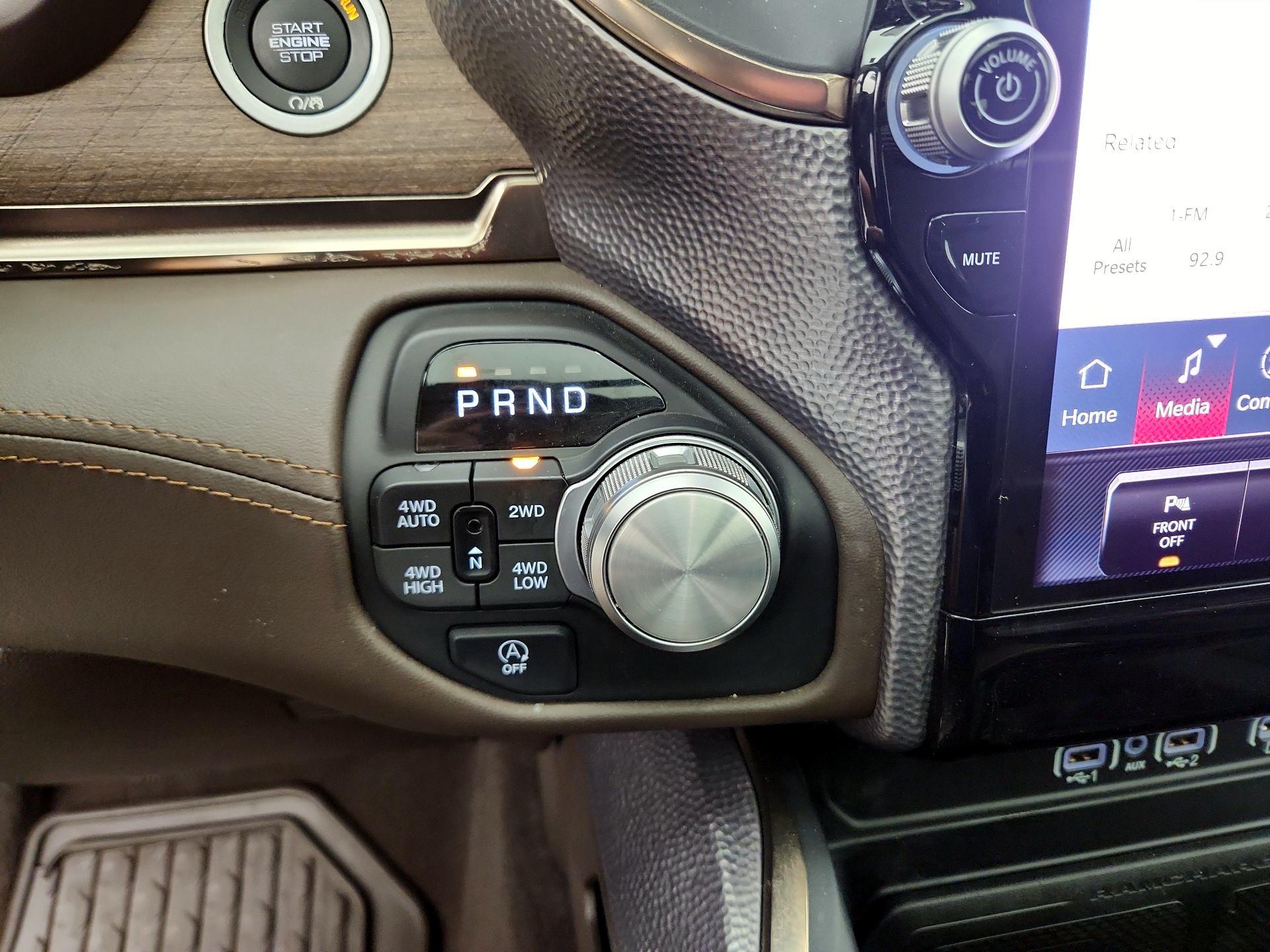 Thumbnail: 2025 RAM 1500 - 18