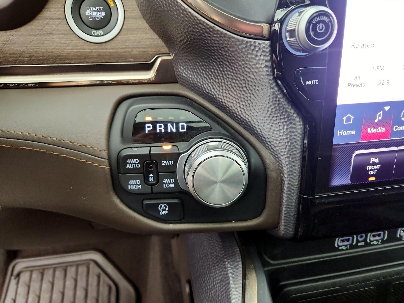 2025 RAM Ram 1500 Pickup Limited Longhorn - Photo 19