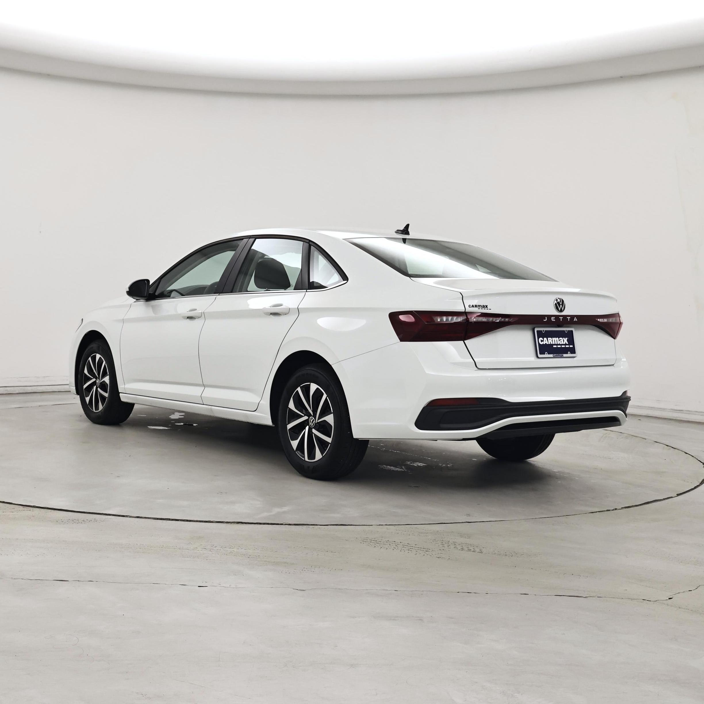 Thumbnail: 2025 Volkswagen Jetta - 2
