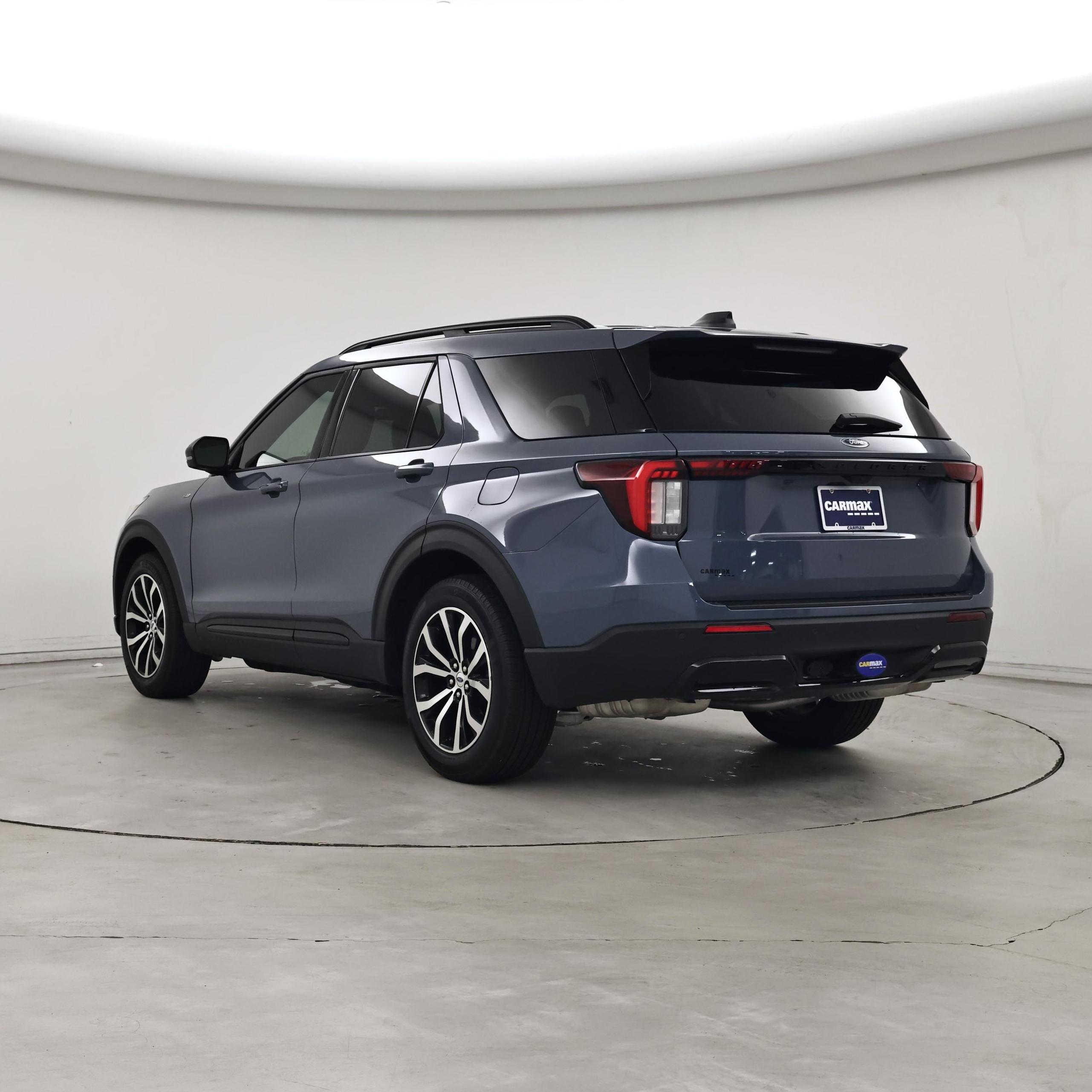 Thumbnail: 2026 Ford Explorer - 2