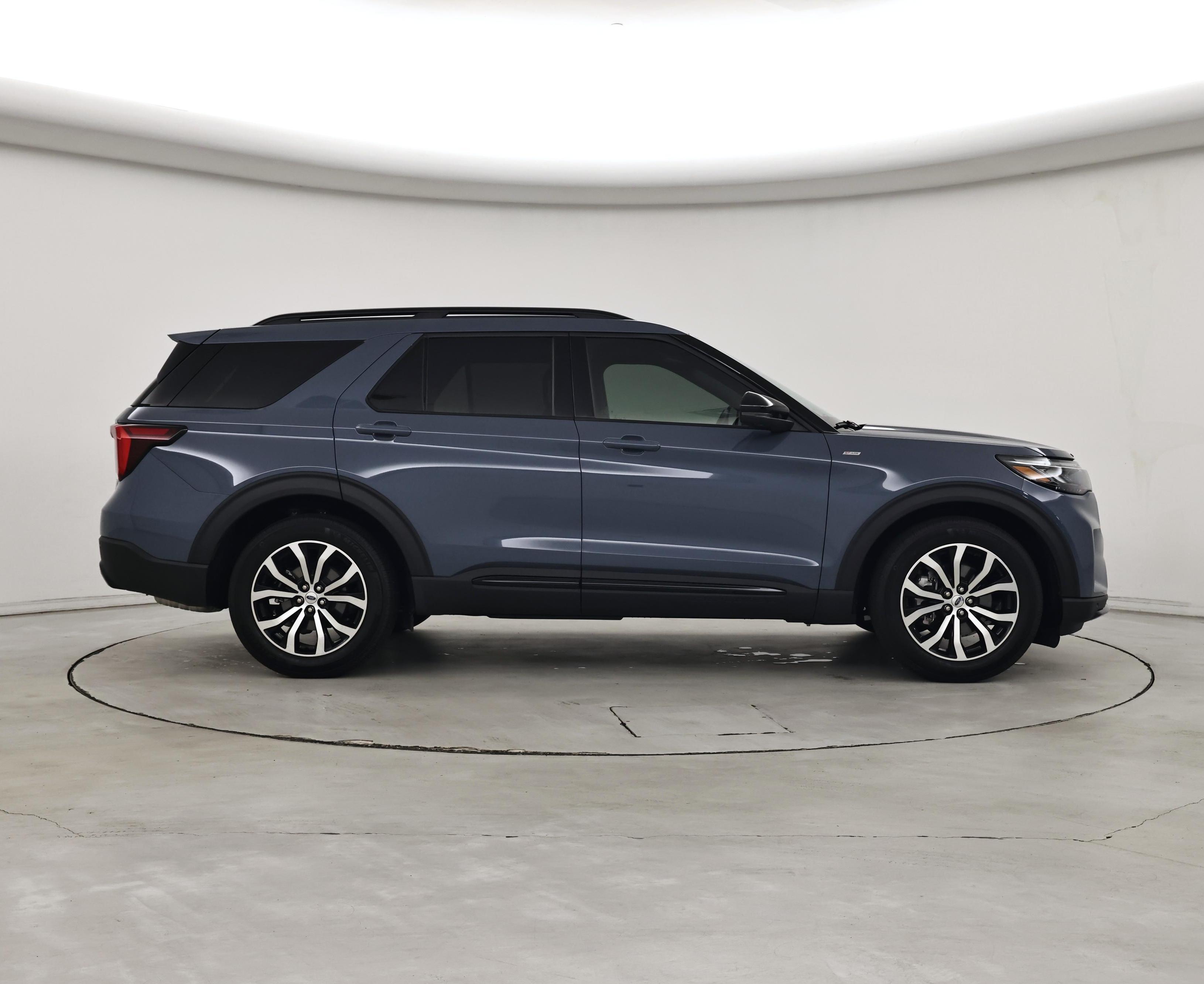 Thumbnail: 2026 Ford Explorer - 7