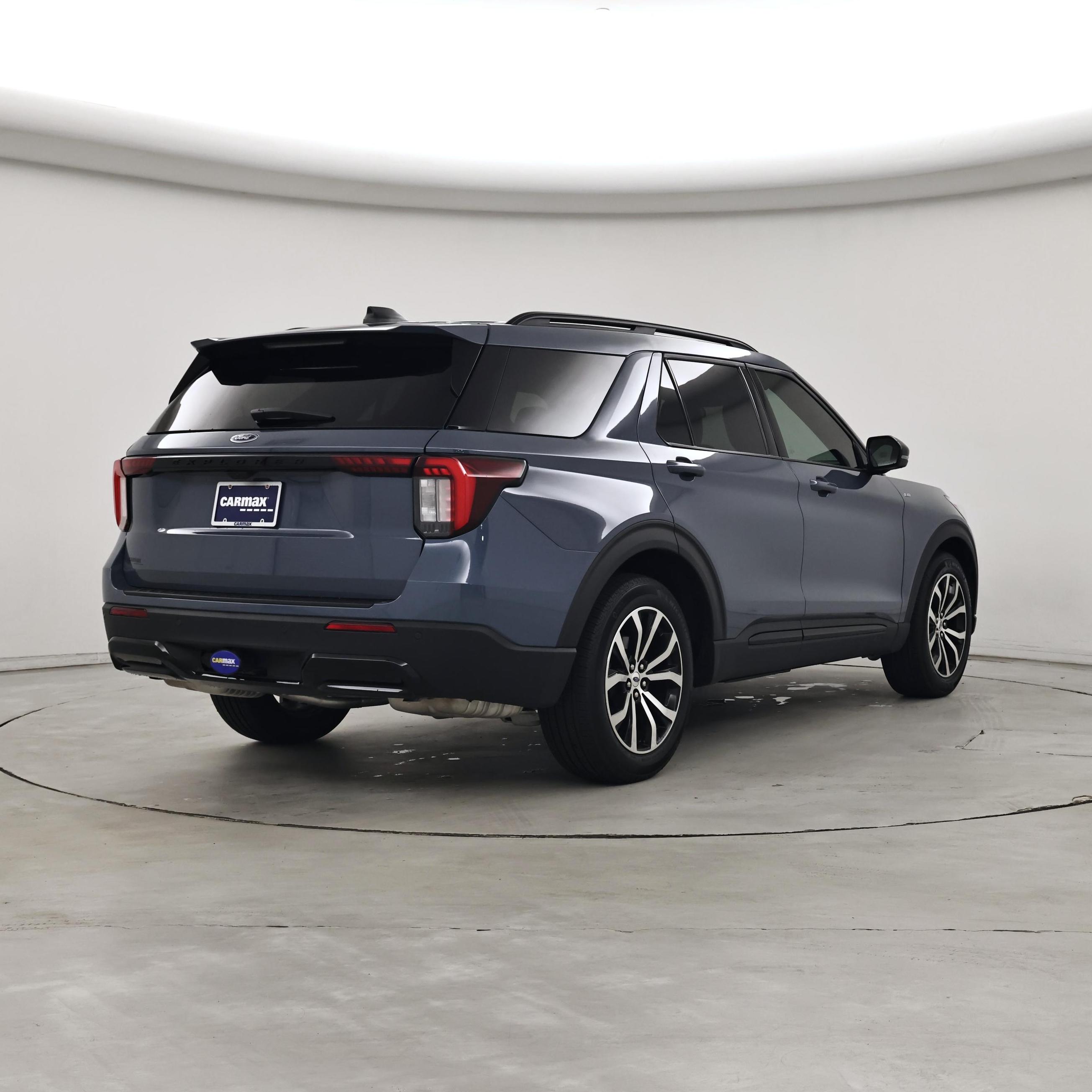 Thumbnail: 2026 Ford Explorer - 8