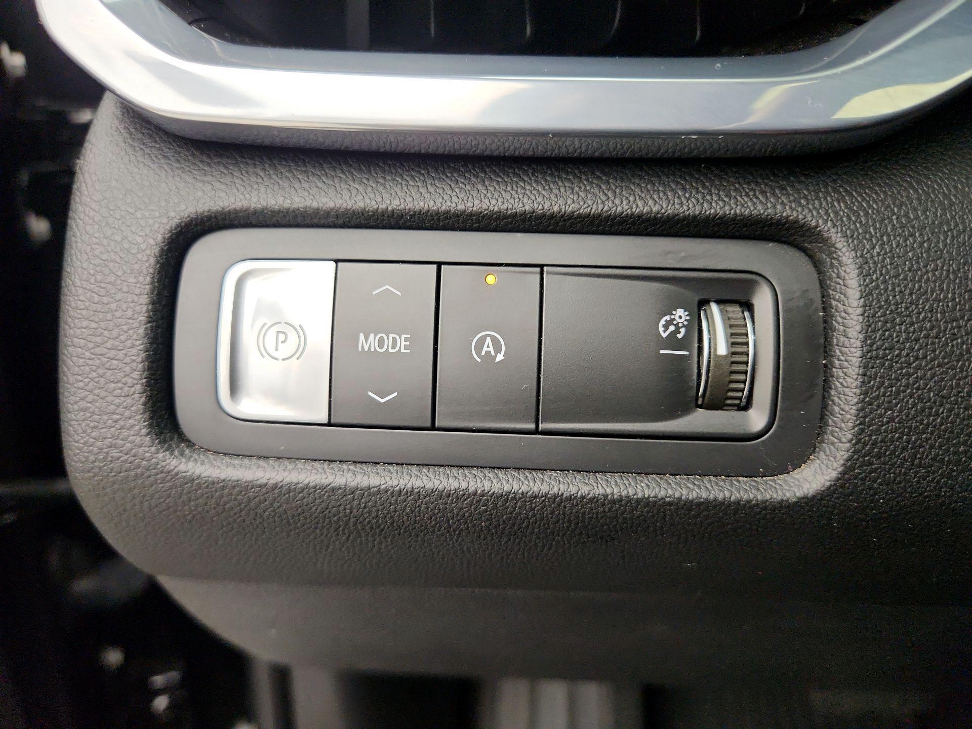 Thumbnail: 2024 GMC Acadia - 13