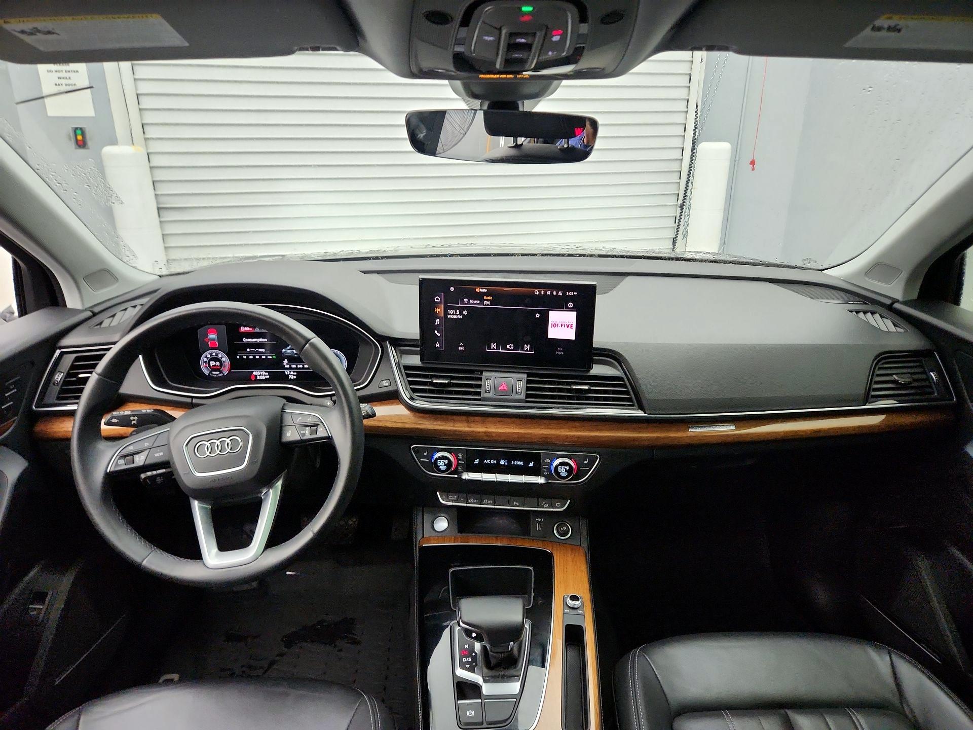 Thumbnail: 2023 Audi Q5 - 9