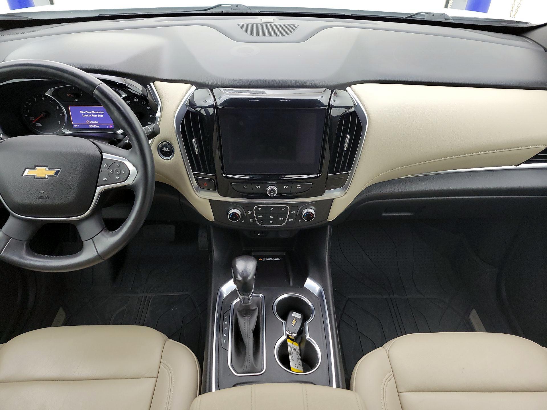 Thumbnail: 2022 Chevrolet Traverse - 9