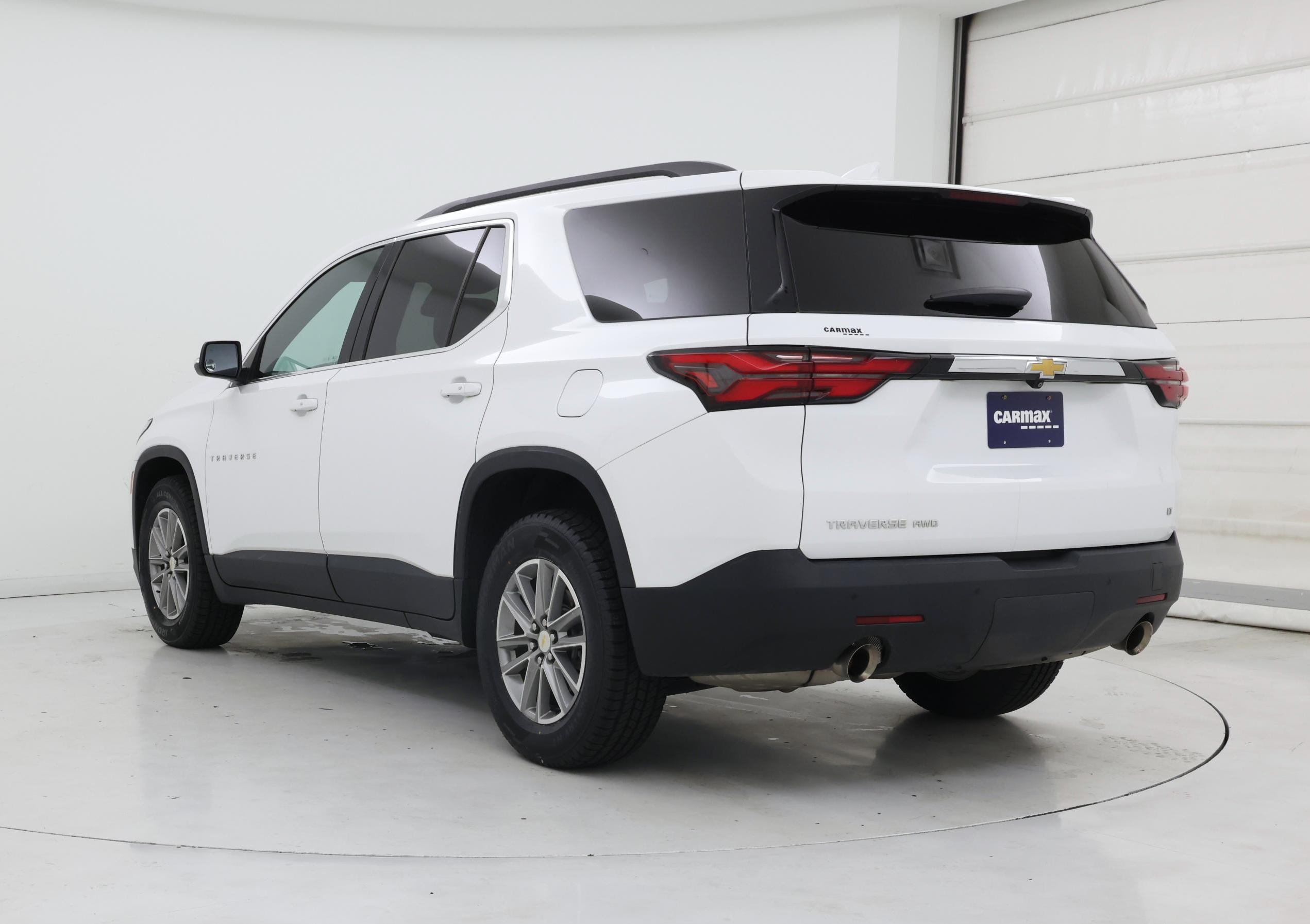 Thumbnail: 2022 Chevrolet Traverse - 2
