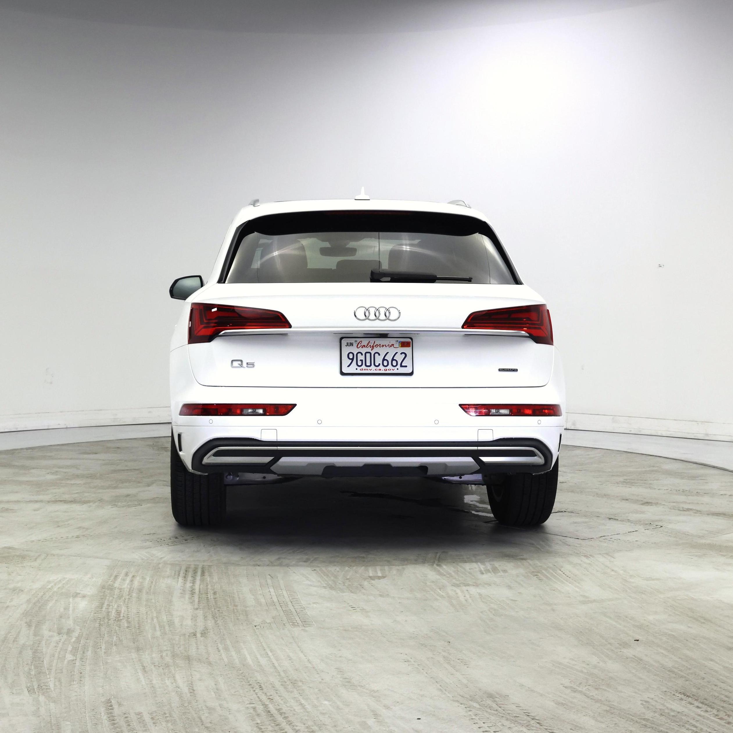 Thumbnail: 2023 Audi Q5 - 6