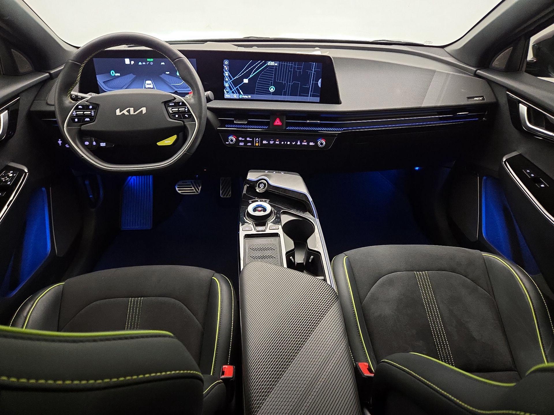 Thumbnail: 2023 Kia EV6 - 9