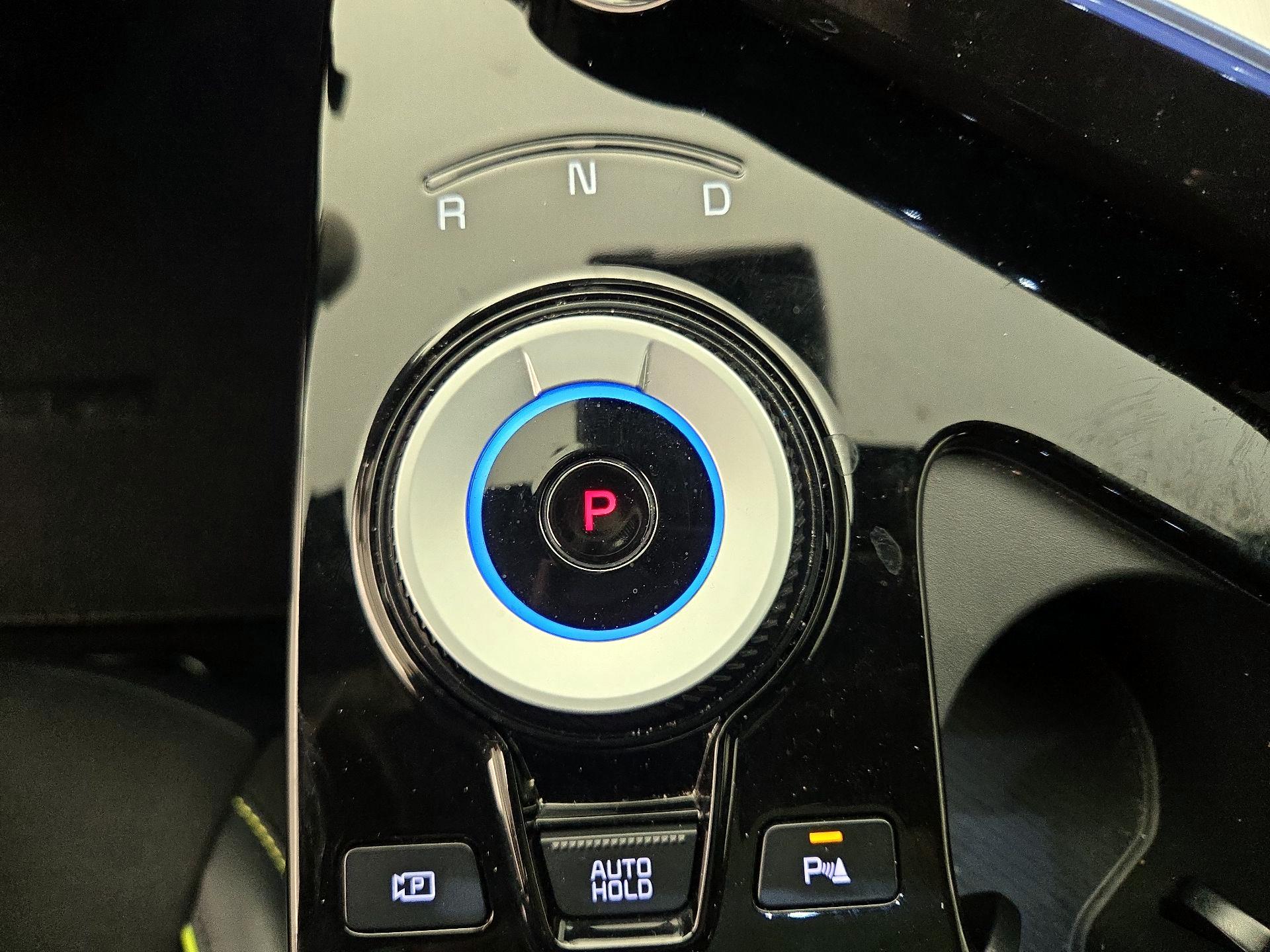 Thumbnail: 2023 Kia EV6 - 18