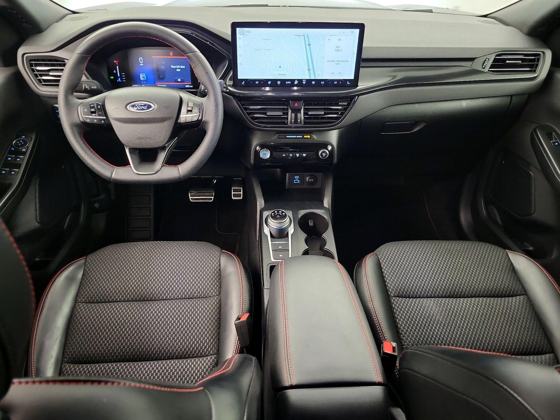 Thumbnail: 2023 Ford Escape - 9