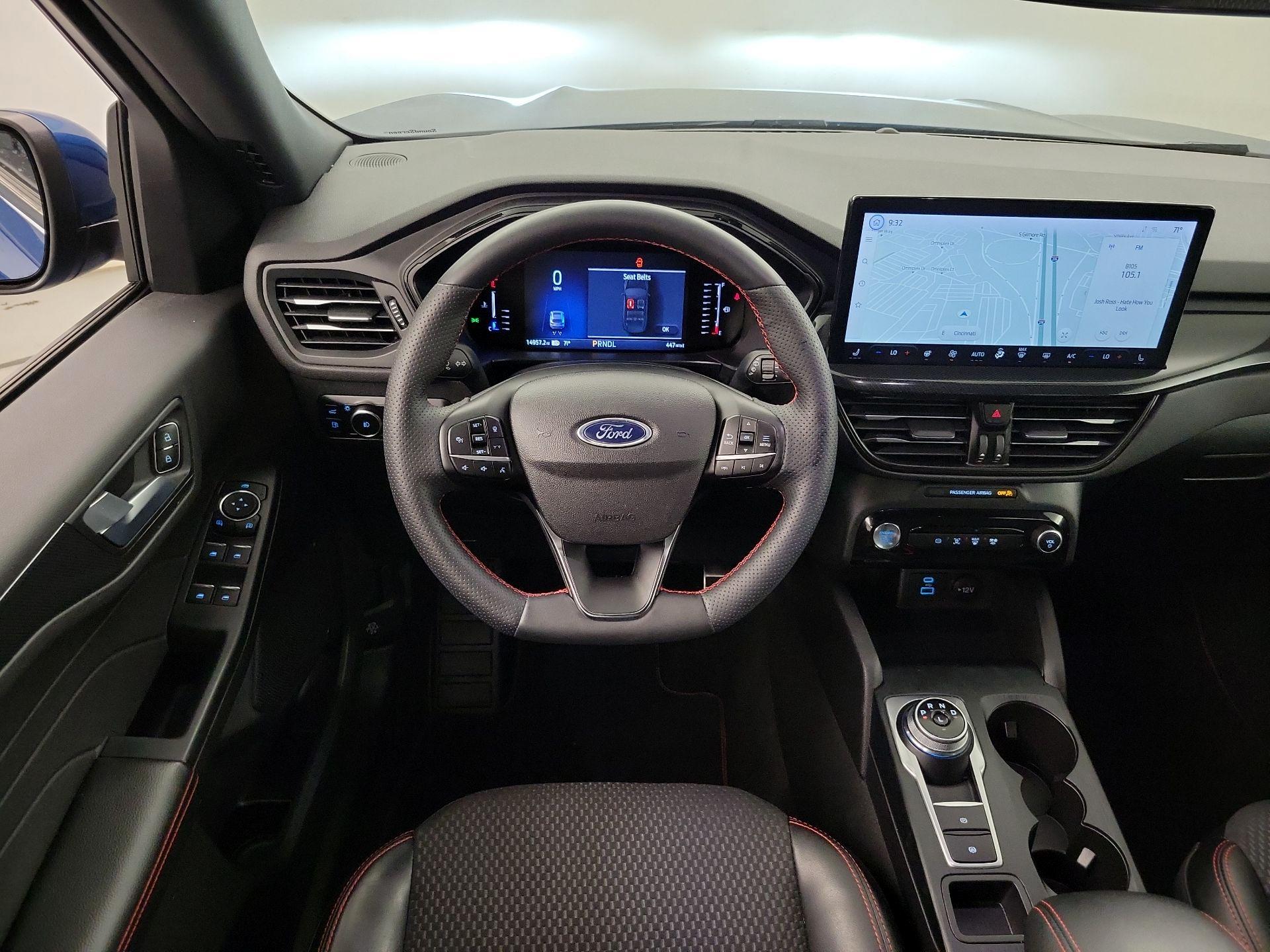 Thumbnail: 2023 Ford Escape - 10