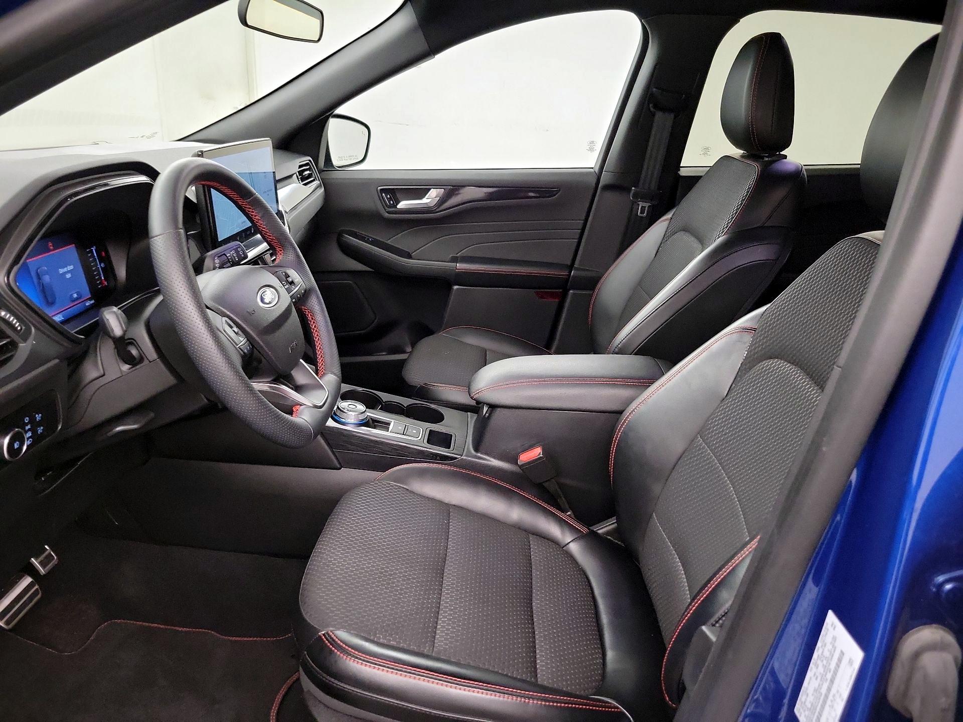 Thumbnail: 2023 Ford Escape - 11