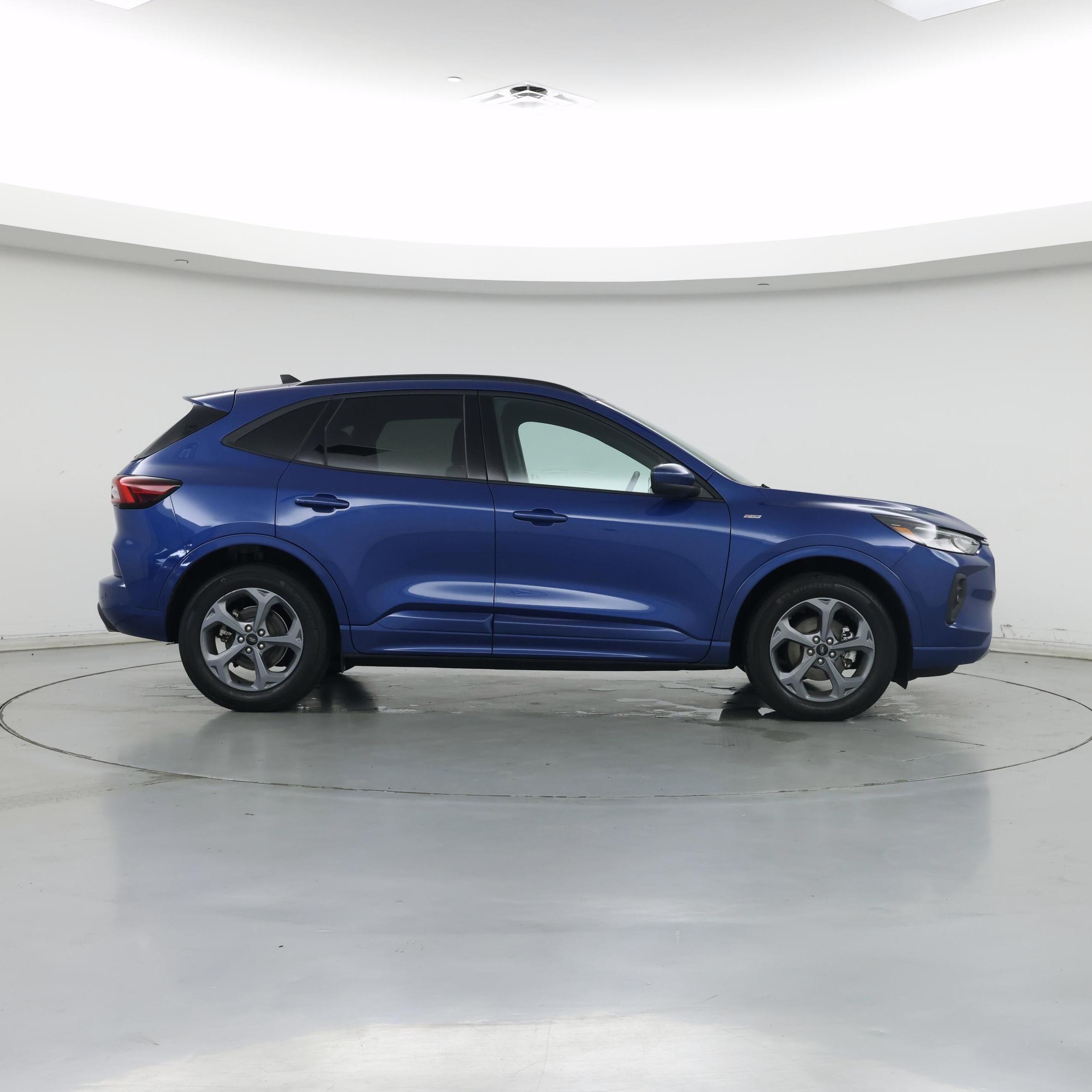 Thumbnail: 2023 Ford Escape - 7