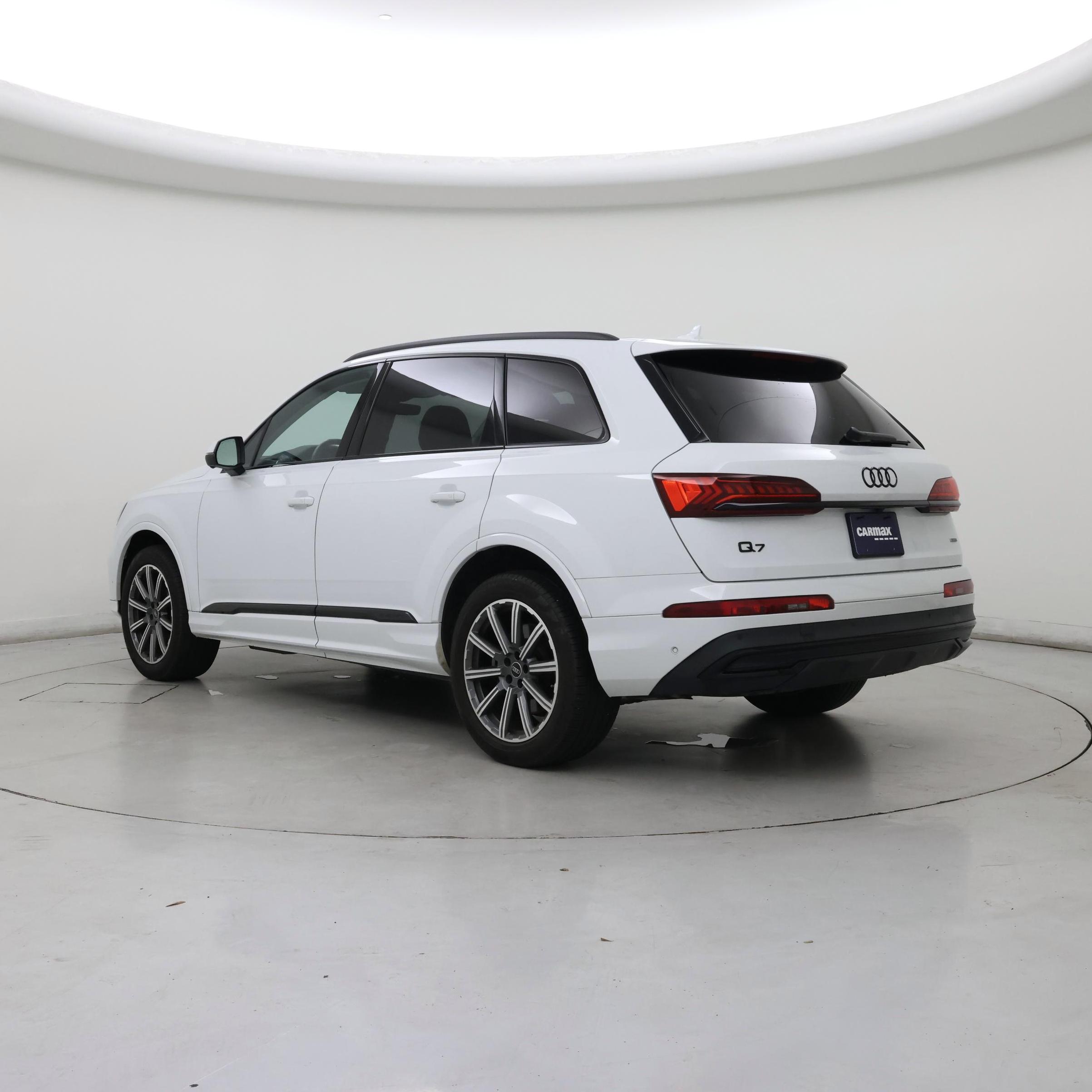 Thumbnail: 2023 Audi Q7 - 2
