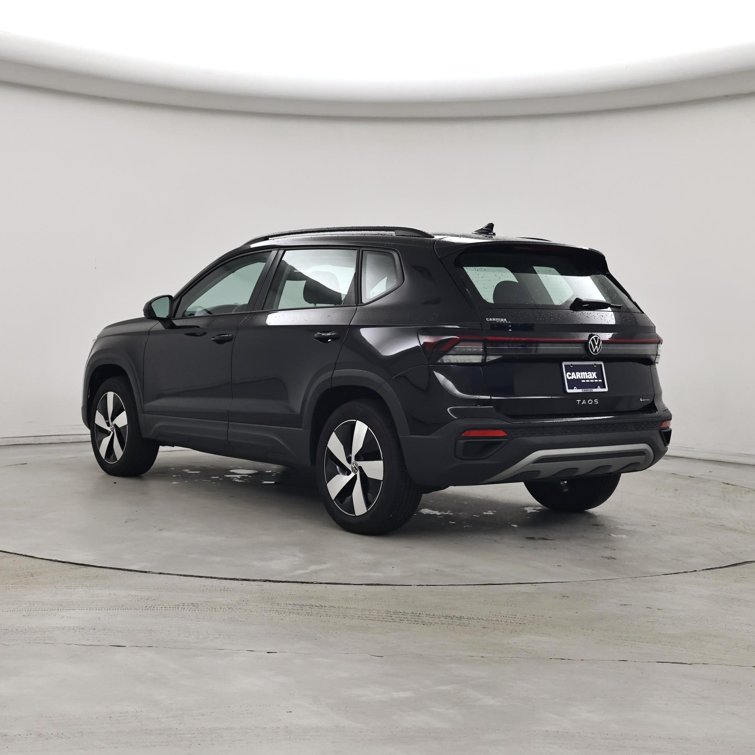 Thumbnail: 2025 Volkswagen Taos - 2
