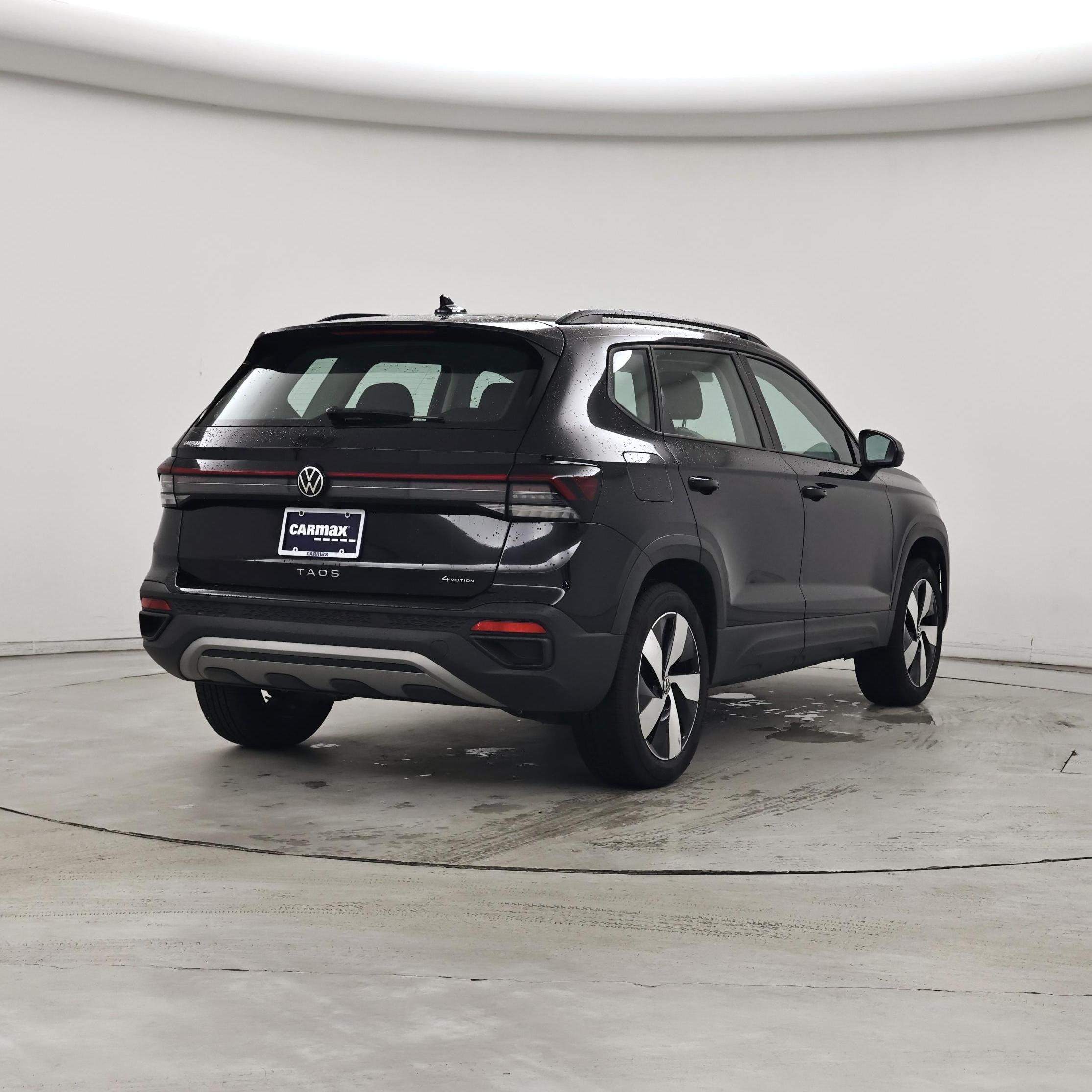 Thumbnail: 2025 Volkswagen Taos - 8