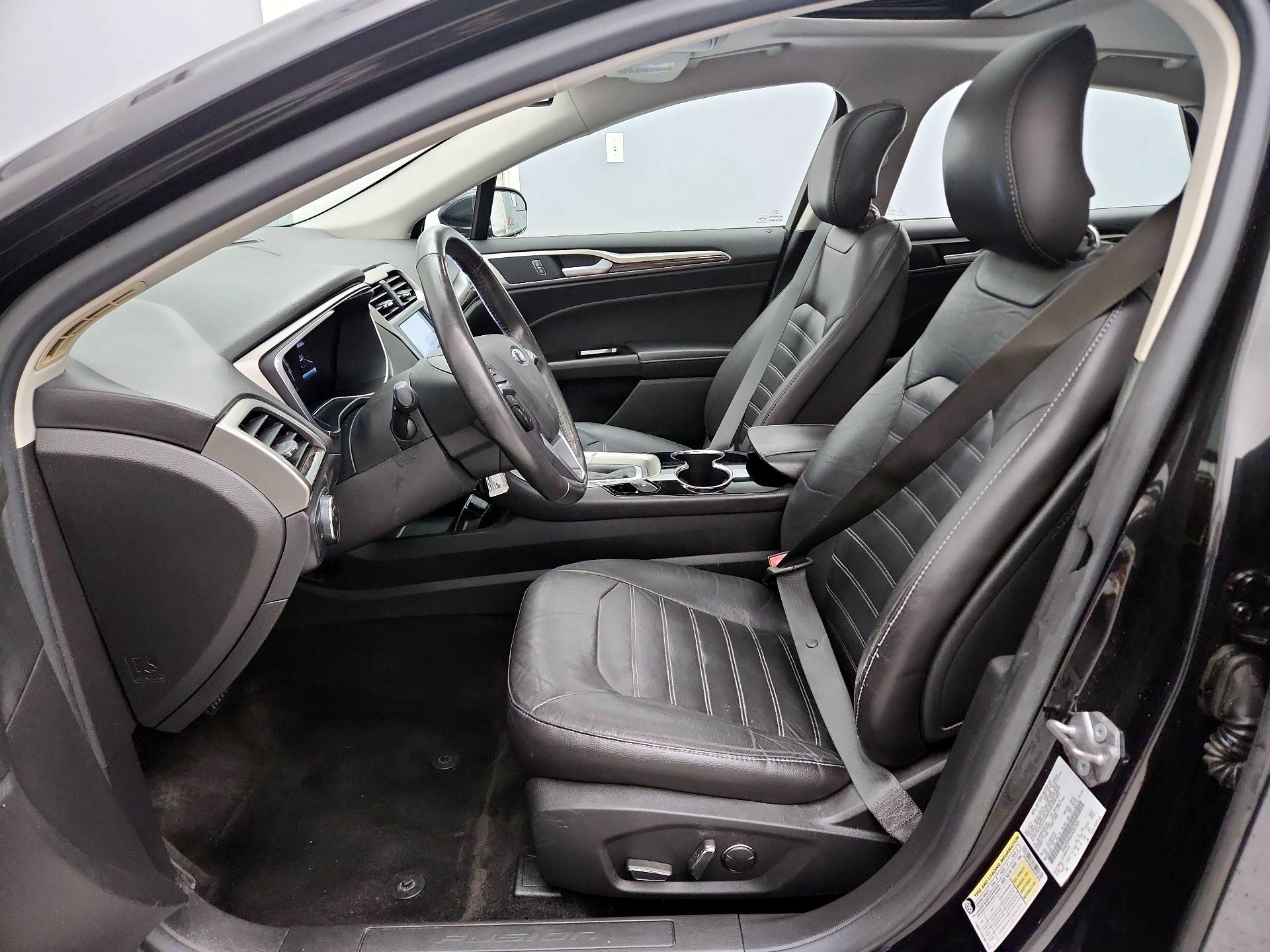 Thumbnail: 2014 Ford Fusion - 11