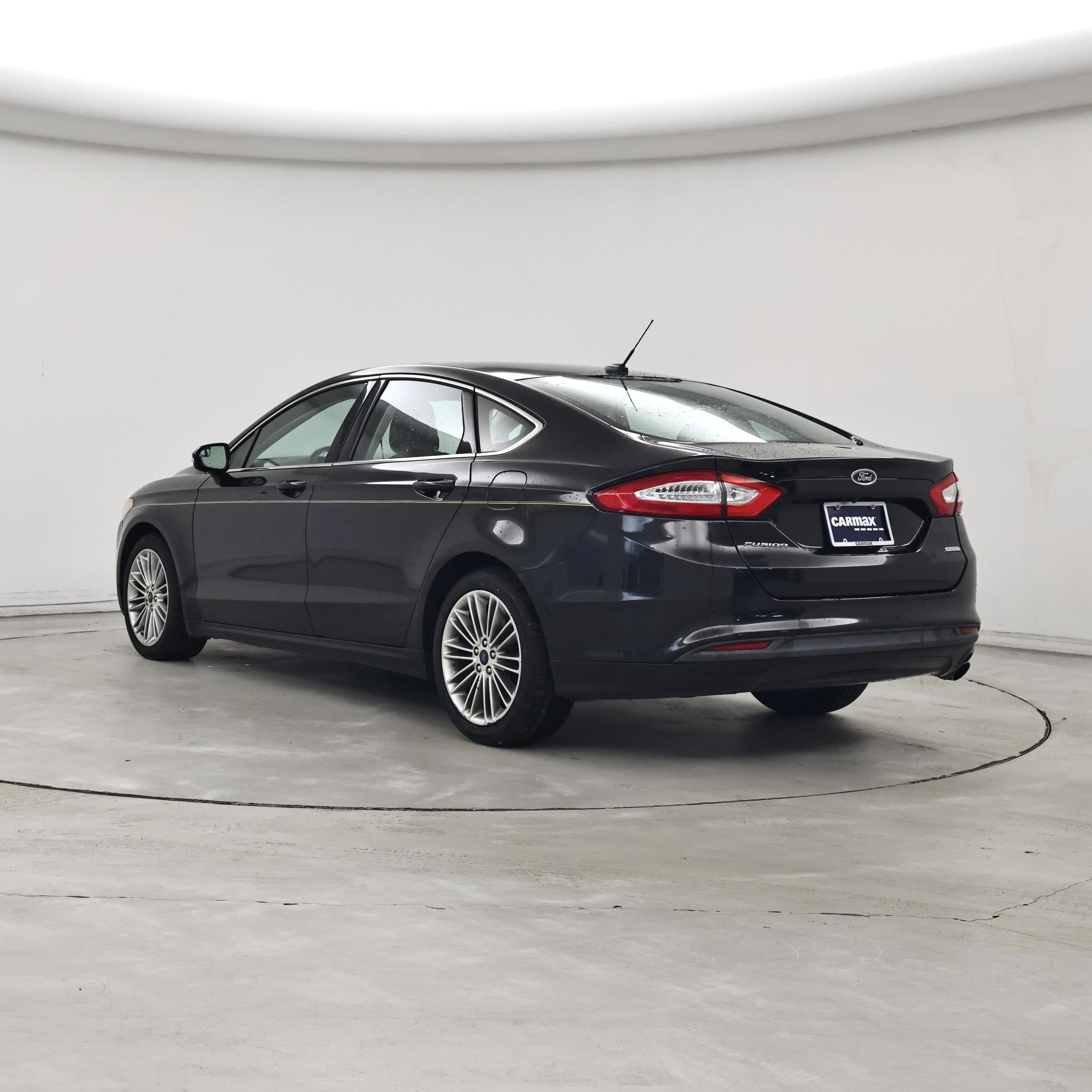 Thumbnail: 2014 Ford Fusion - 2
